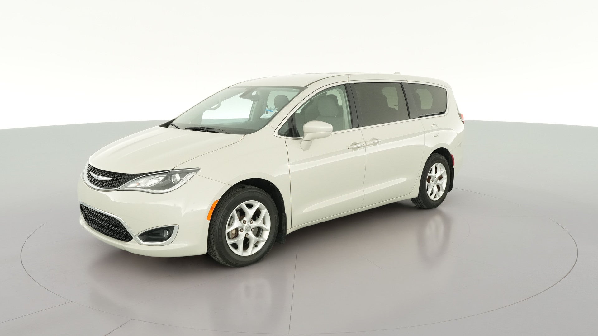 2020 Chrysler Pacifica vehicle photo