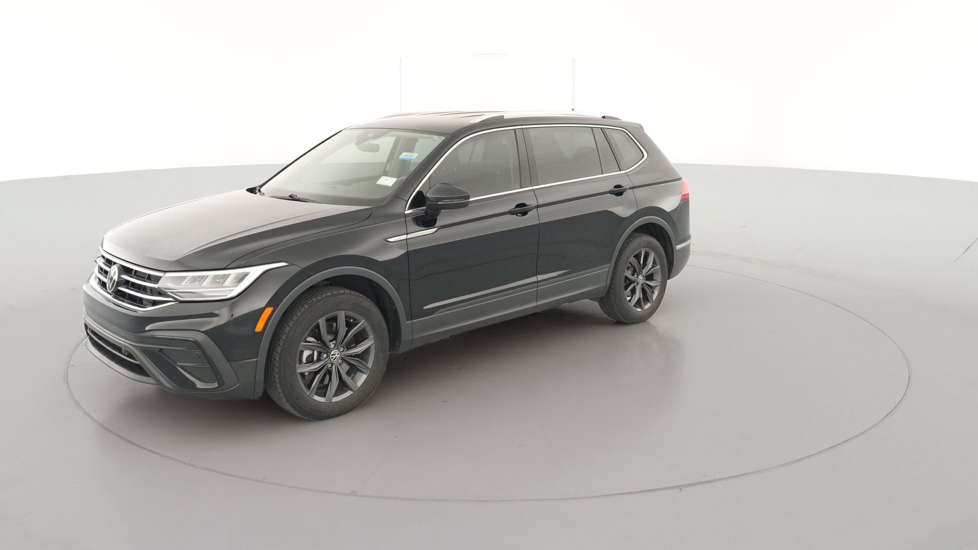 2023 Volkswagen Tiguan vehicle photo
