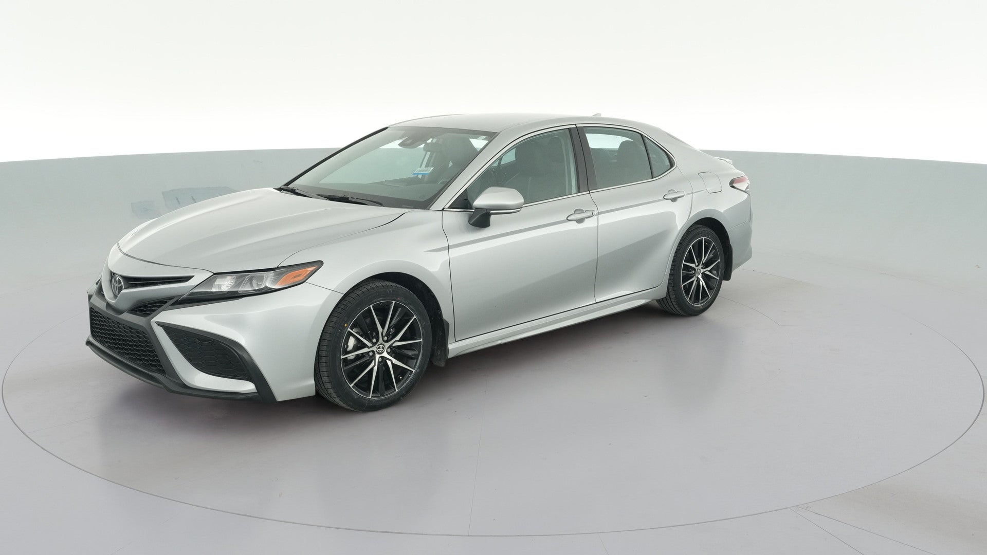 2024 Toyota Camry vehicle photo
