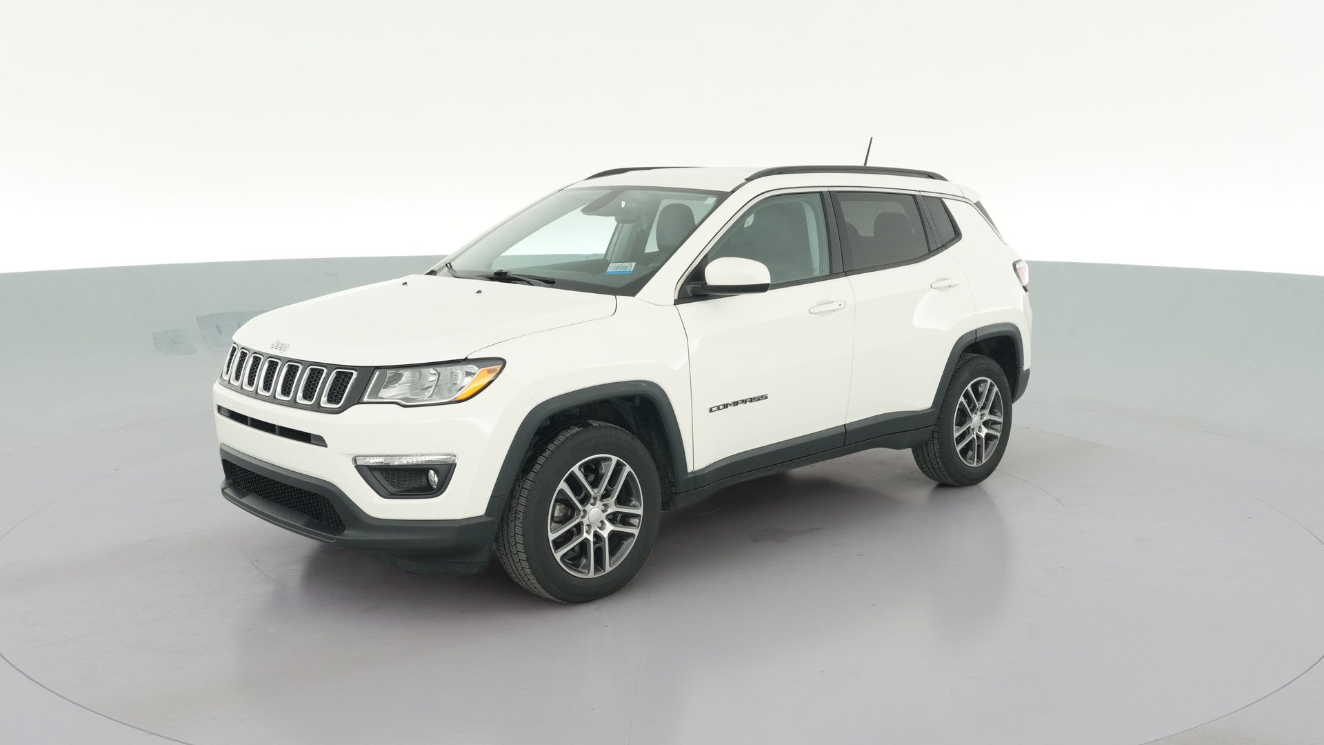 2018 Jeep Compass vehicle photo