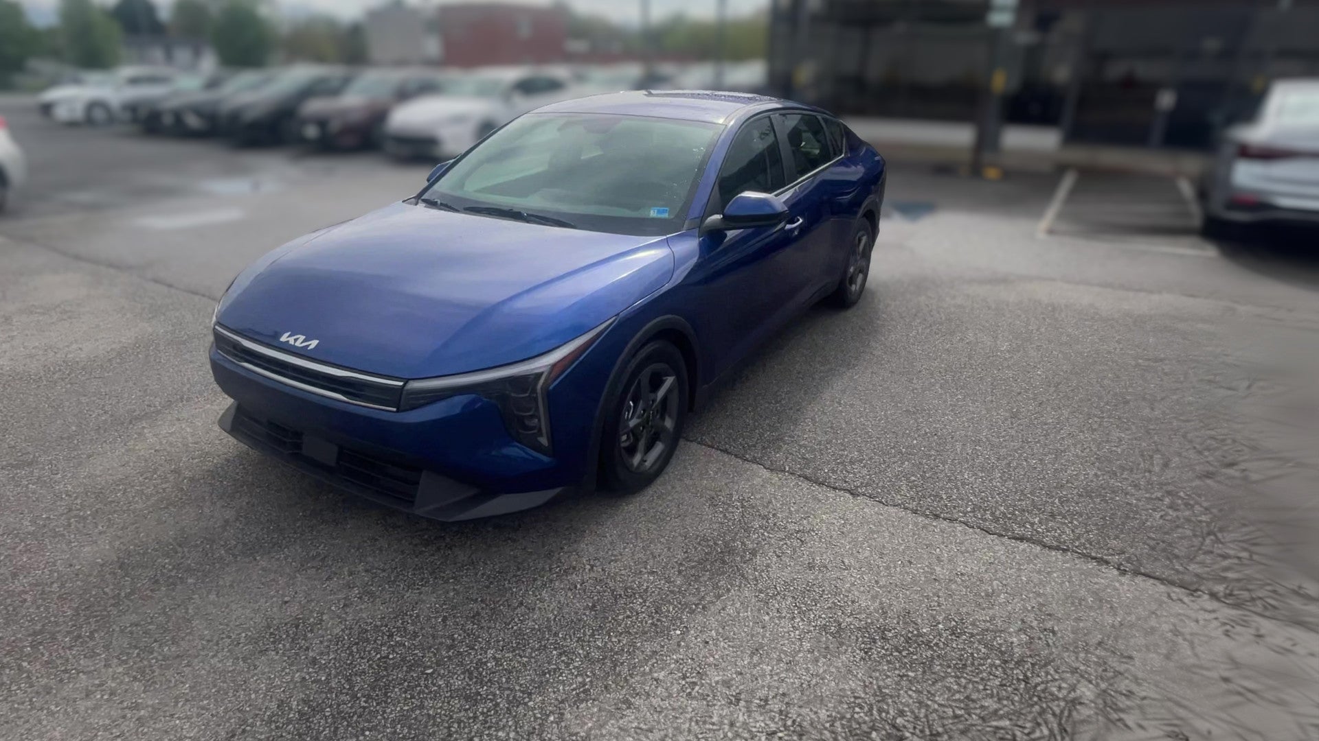 2025 Kia K4 vehicle photo