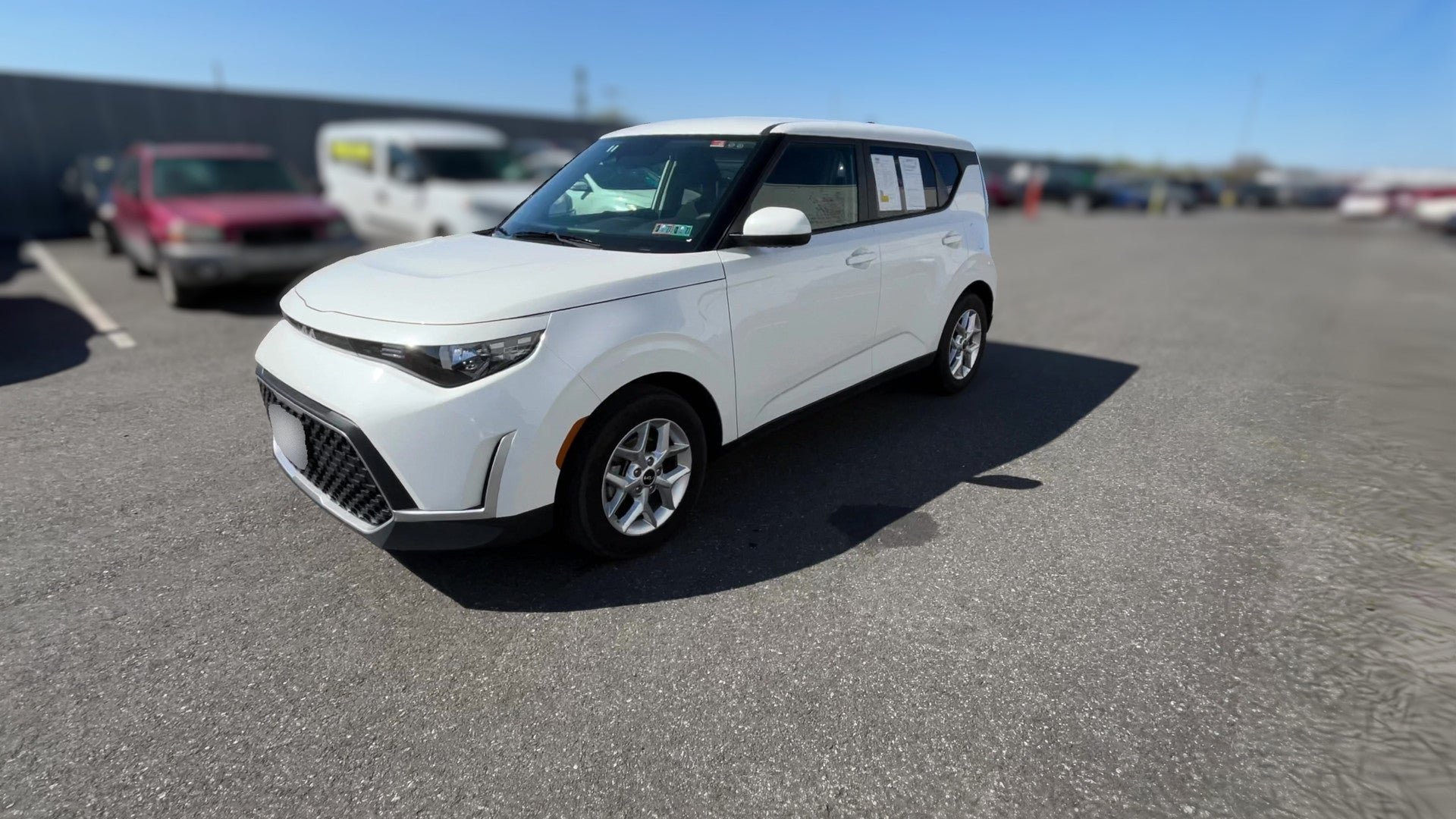 2025 Kia Soul vehicle photo