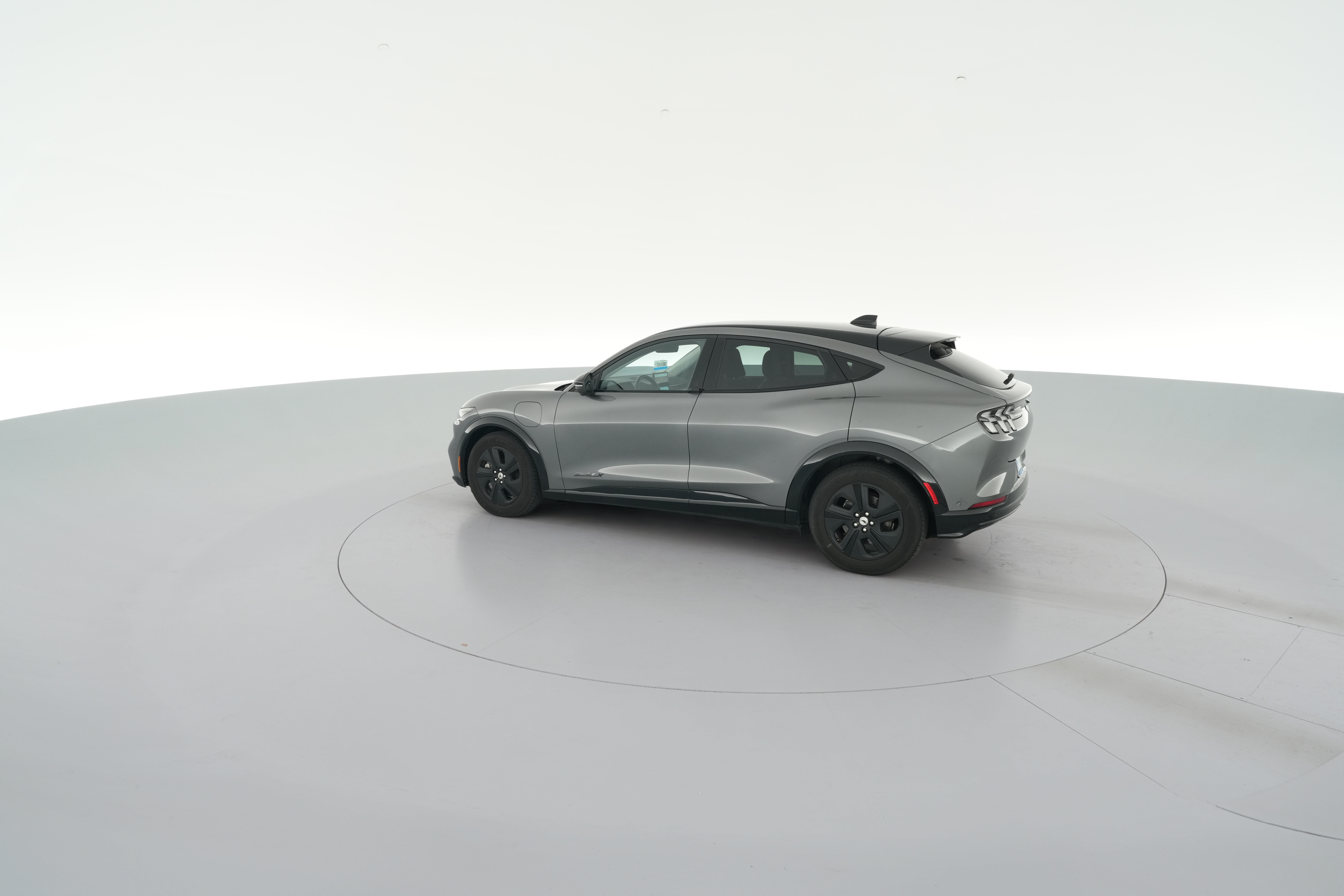 2021 Ford Mustang Mach-E California Route 1 RWD - Photo 32