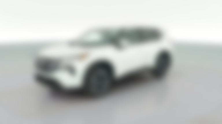 2025 Nissan Rogue vehicle photo