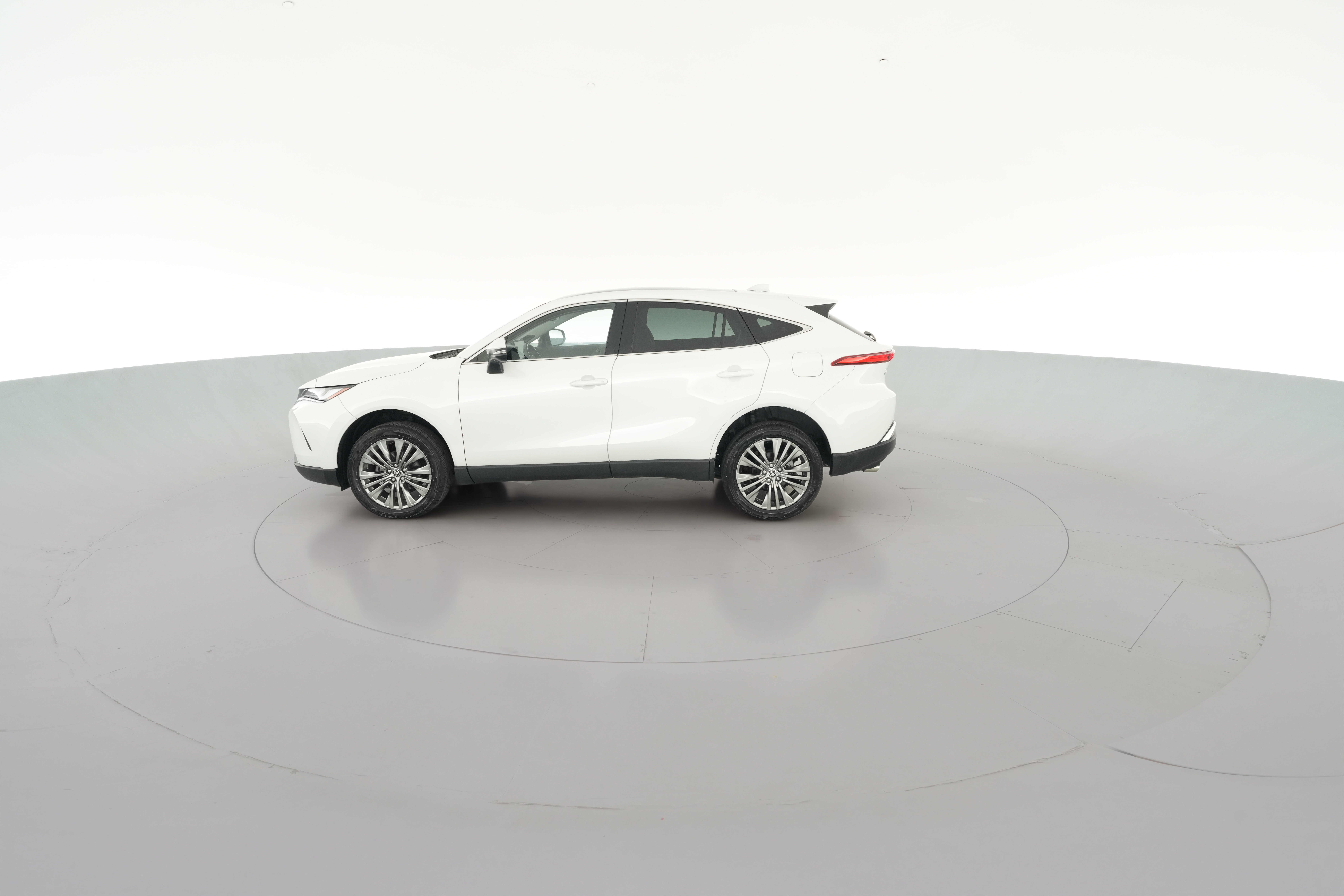 2023 Toyota Venza Limited - Photo 34
