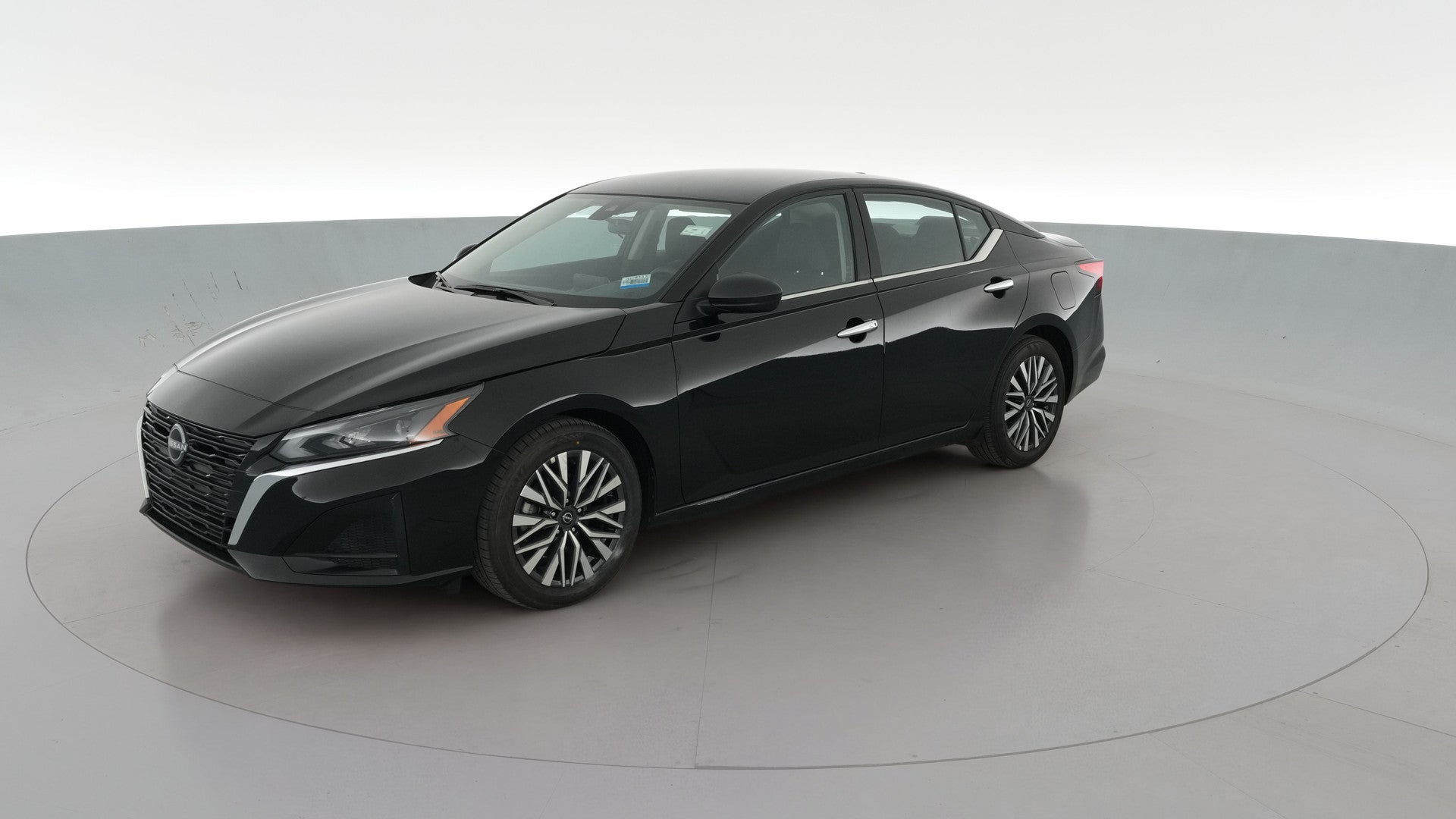 2025 Nissan Altima vehicle photo