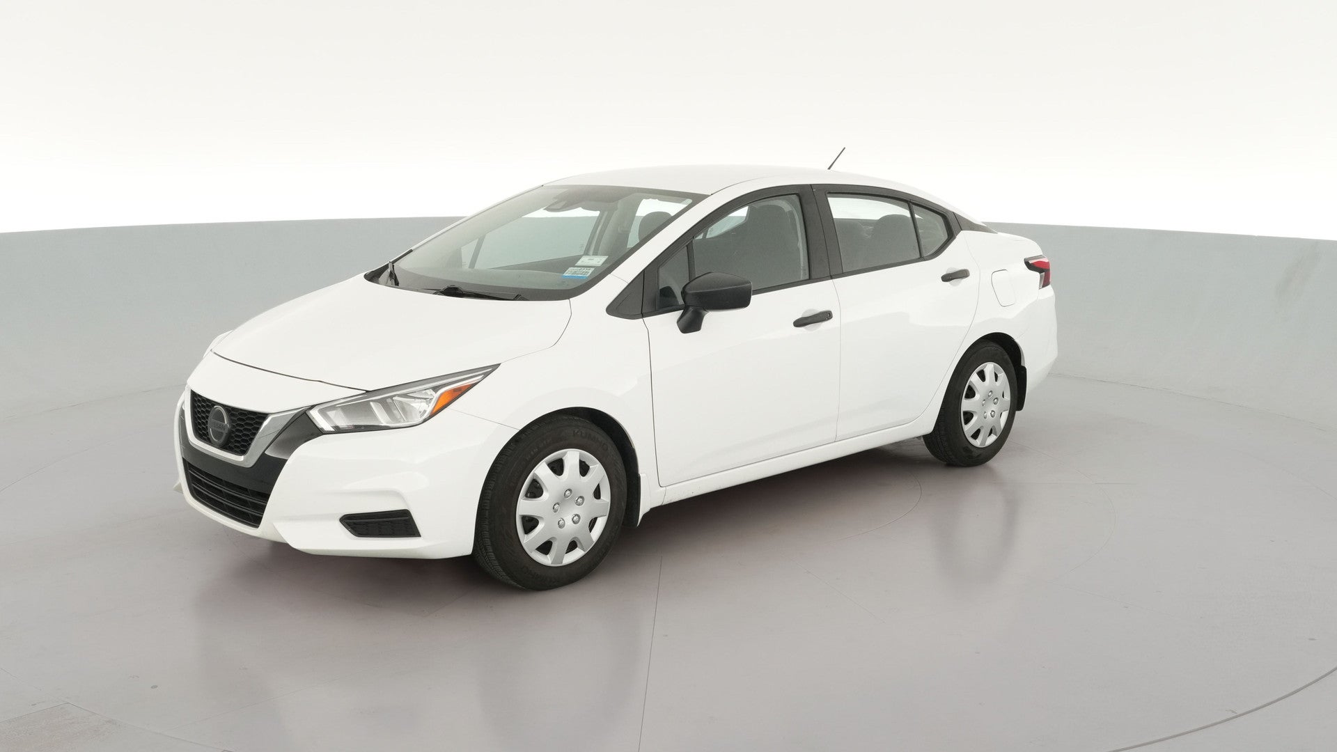 2020 Nissan Versa vehicle photo