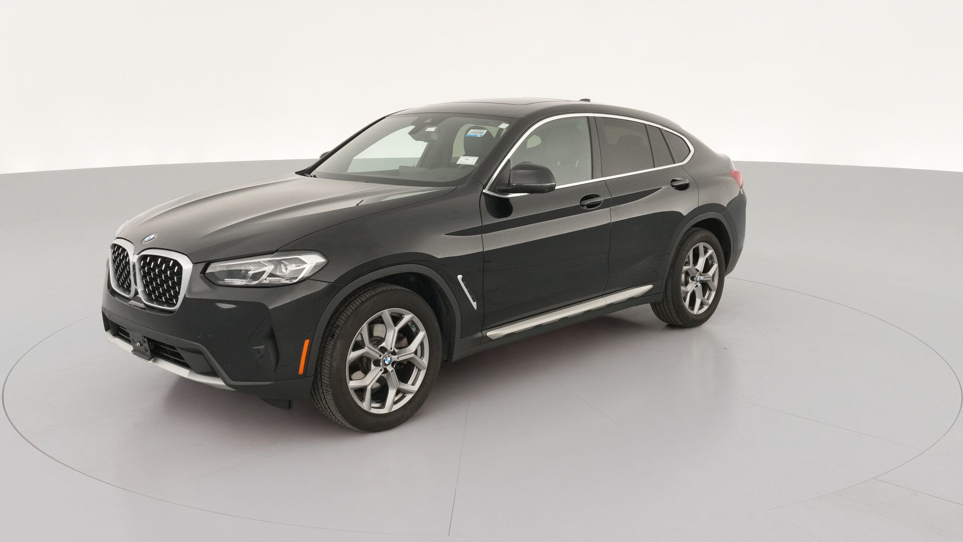 2024 BMW X4 vehicle photo