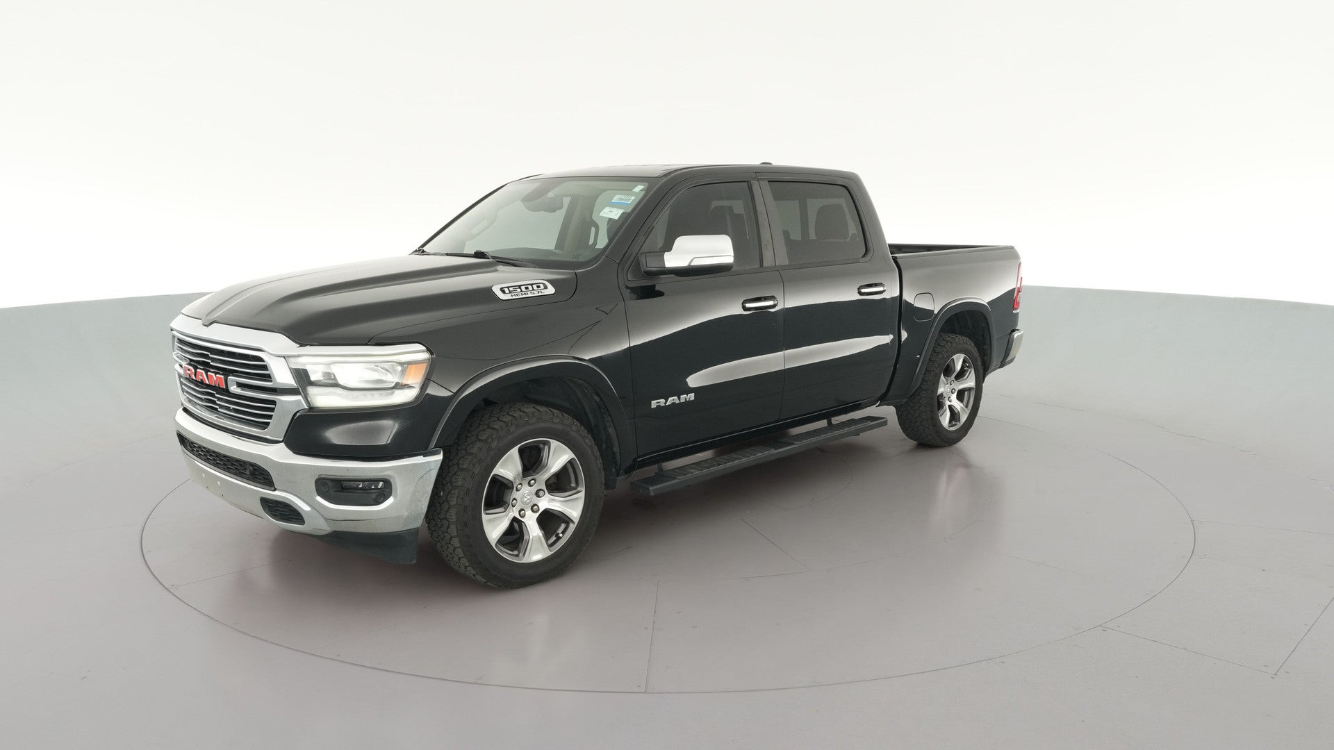2020 Ram 1500 Crew Cab vehicle photo