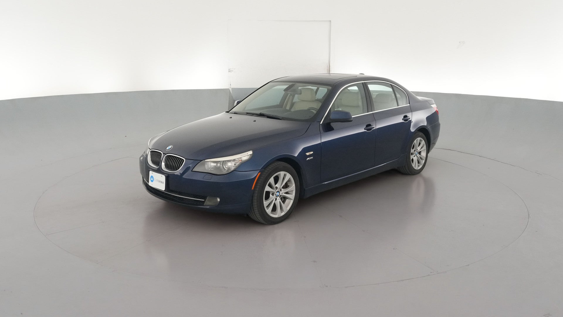 2010 BMW 5 Series vehicle photo