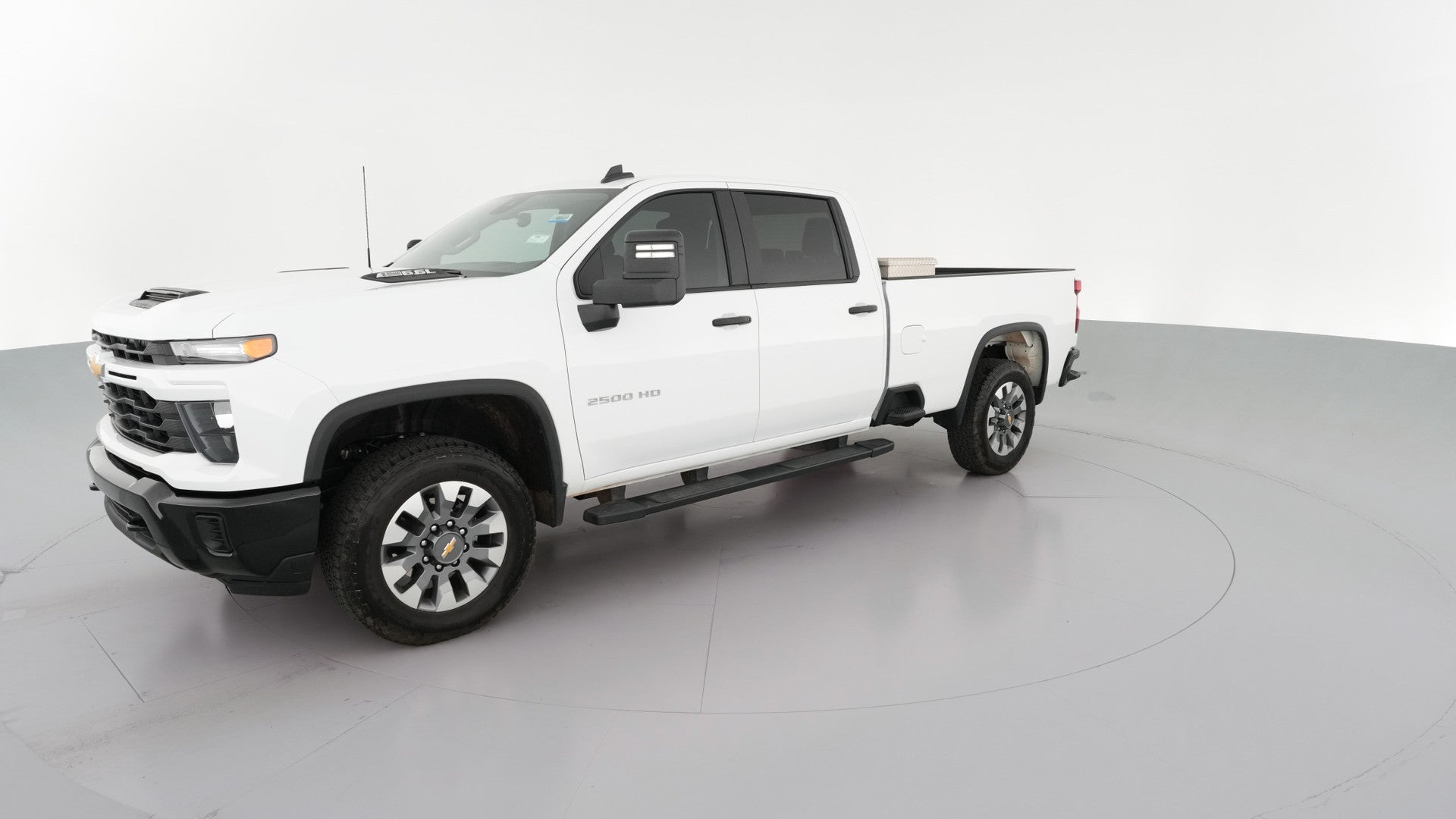 2025 Chevrolet Silverado 2500 HD Crew Cab vehicle photo