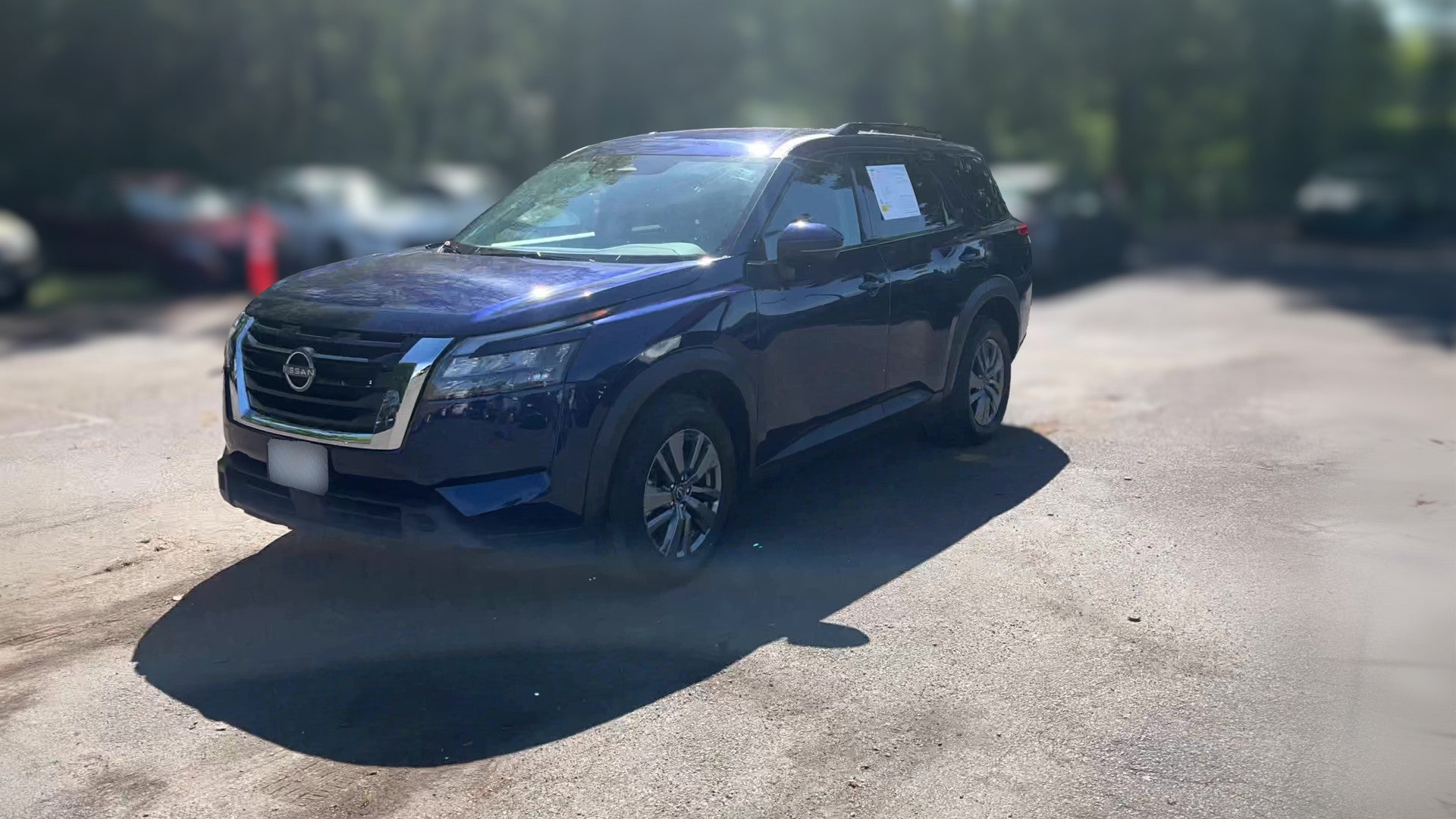 2025 Nissan Pathfinder vehicle photo