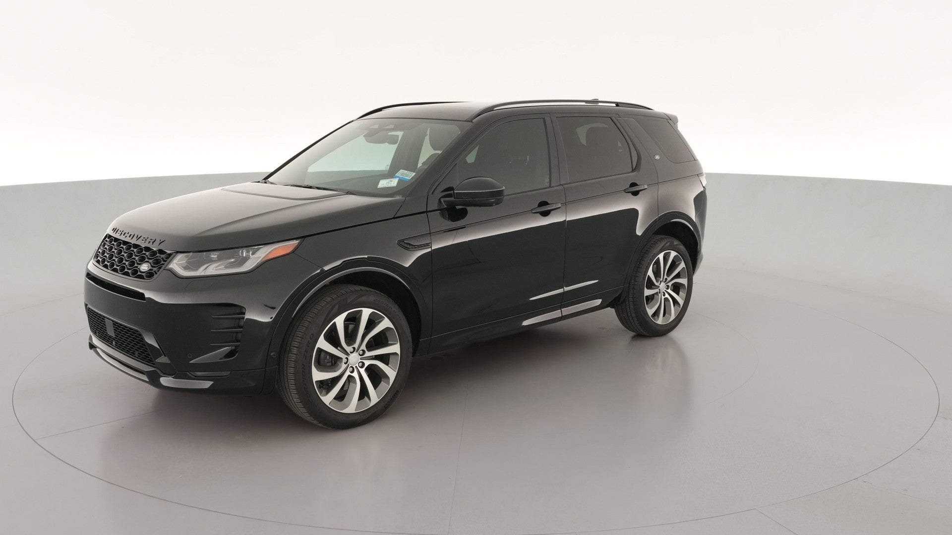 2024 Land Rover Discovery Sport vehicle photo