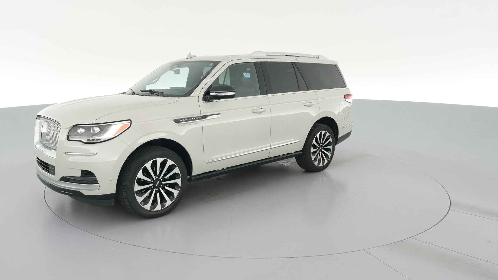 2023 Lincoln Navigator vehicle photo