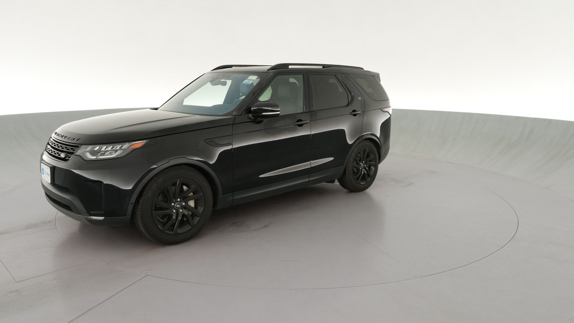 2019 Land Rover Discovery vehicle photo