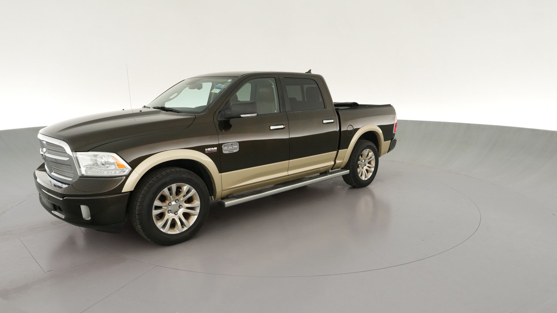 2013 Ram 1500 Crew Cab vehicle photo