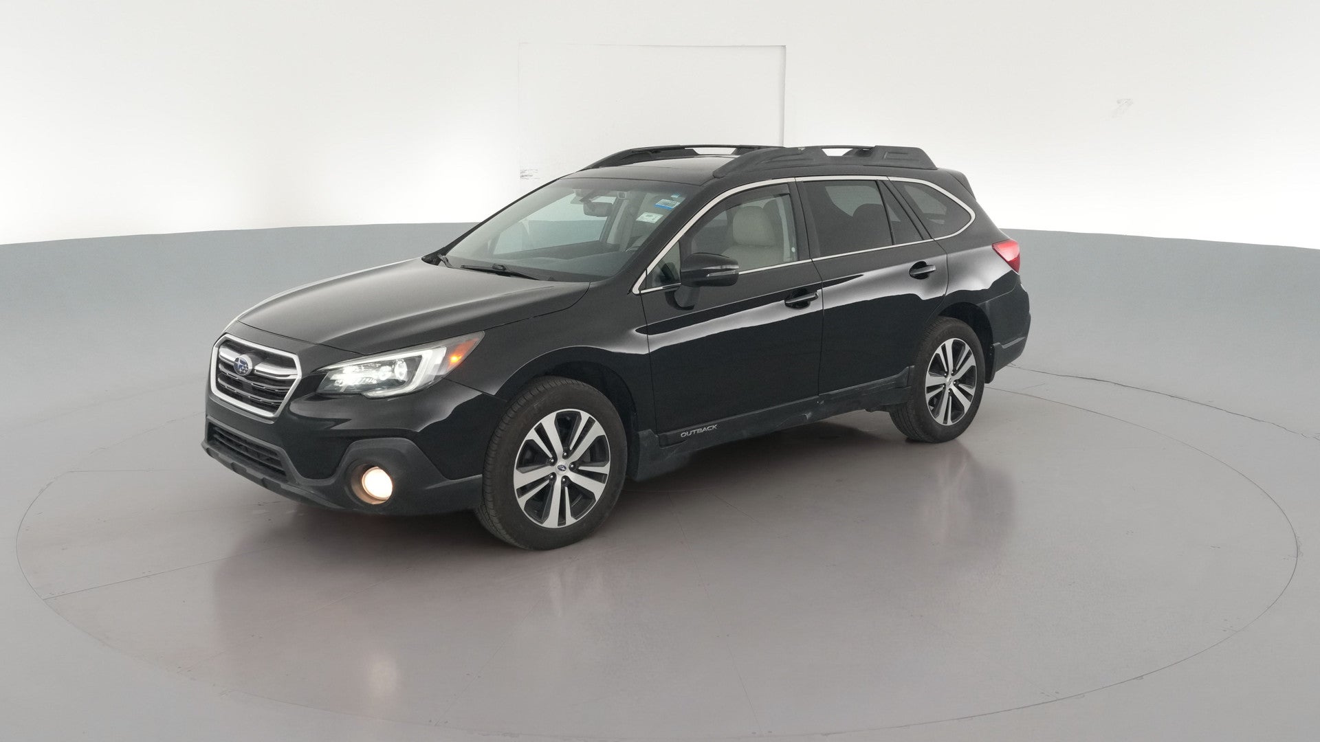 2018 Subaru Outback vehicle photo