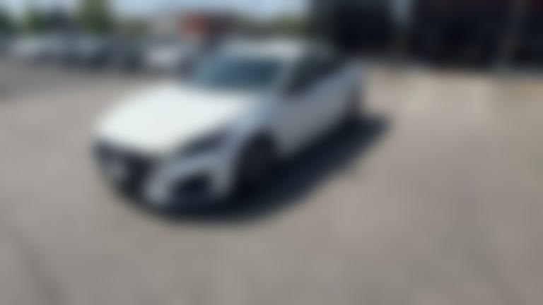 2025 Nissan Altima vehicle photo