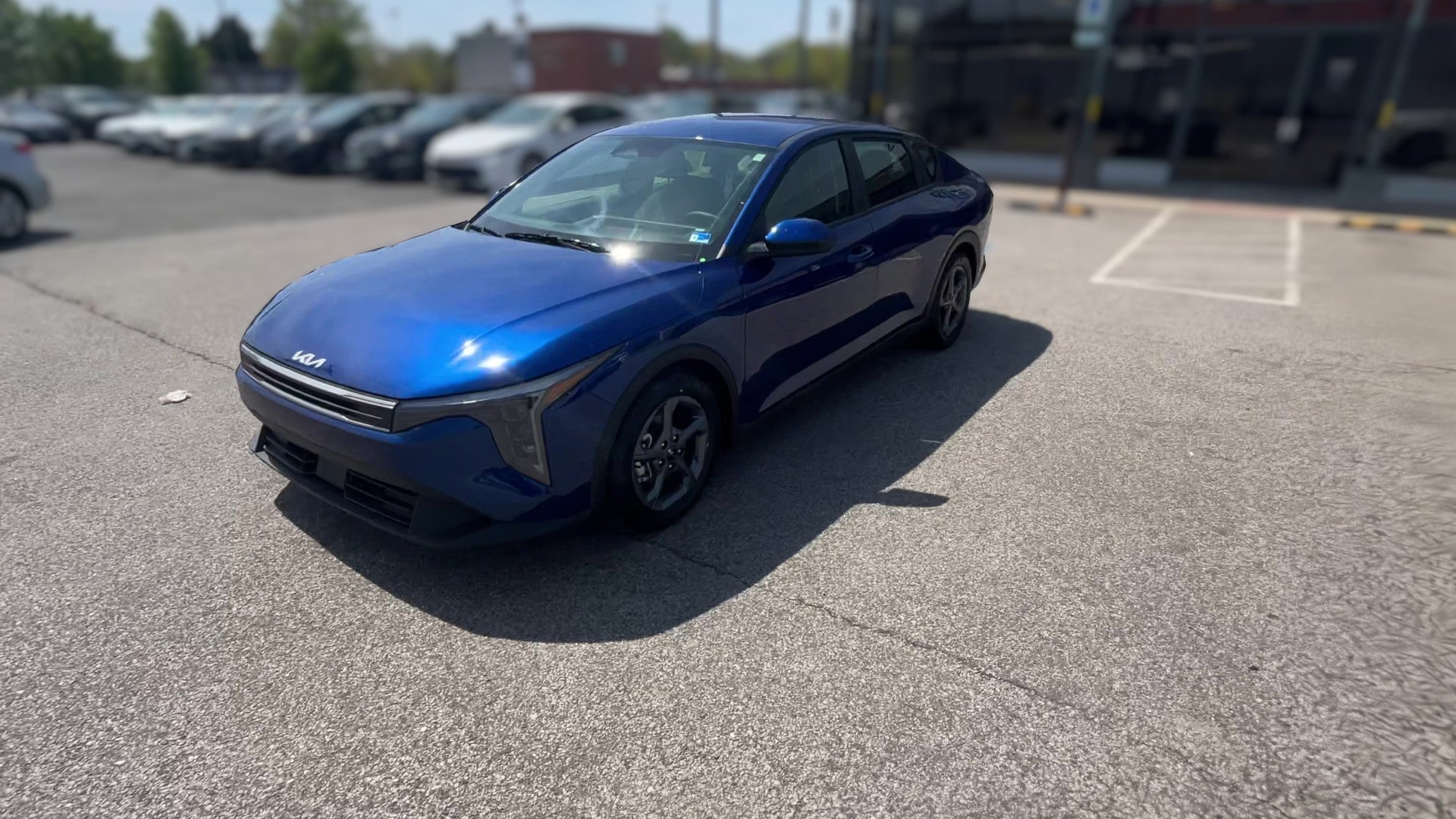 2025 Kia K4 vehicle photo