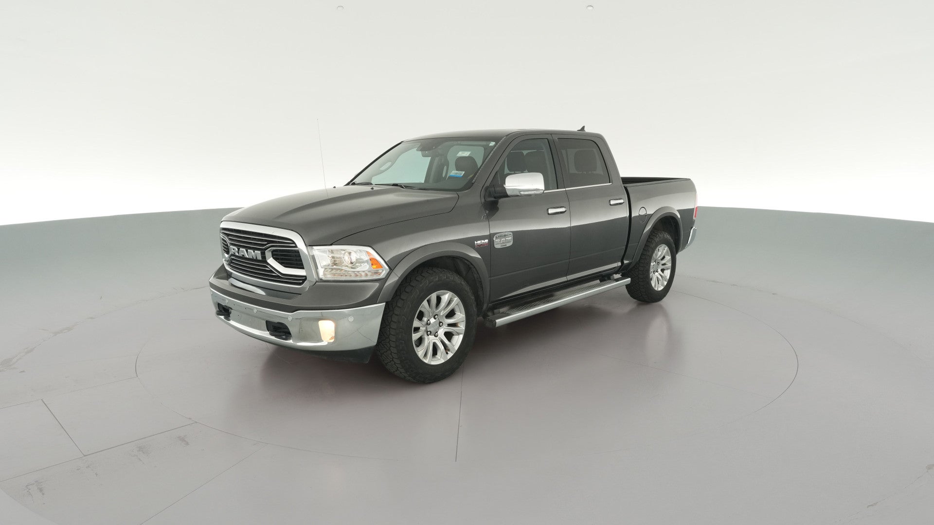2017 Ram 1500 Crew Cab vehicle photo