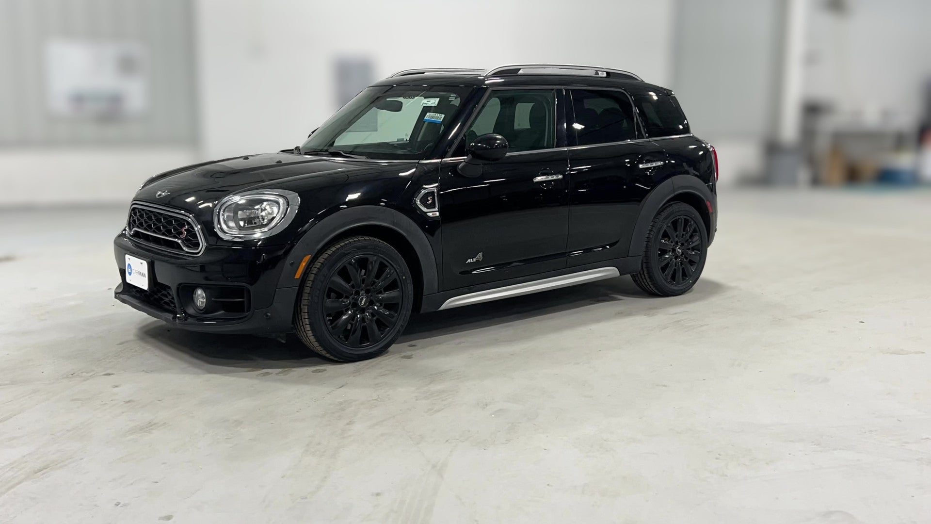 2018 MINI Countryman vehicle photo