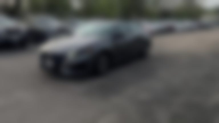 2025 Nissan Altima vehicle photo