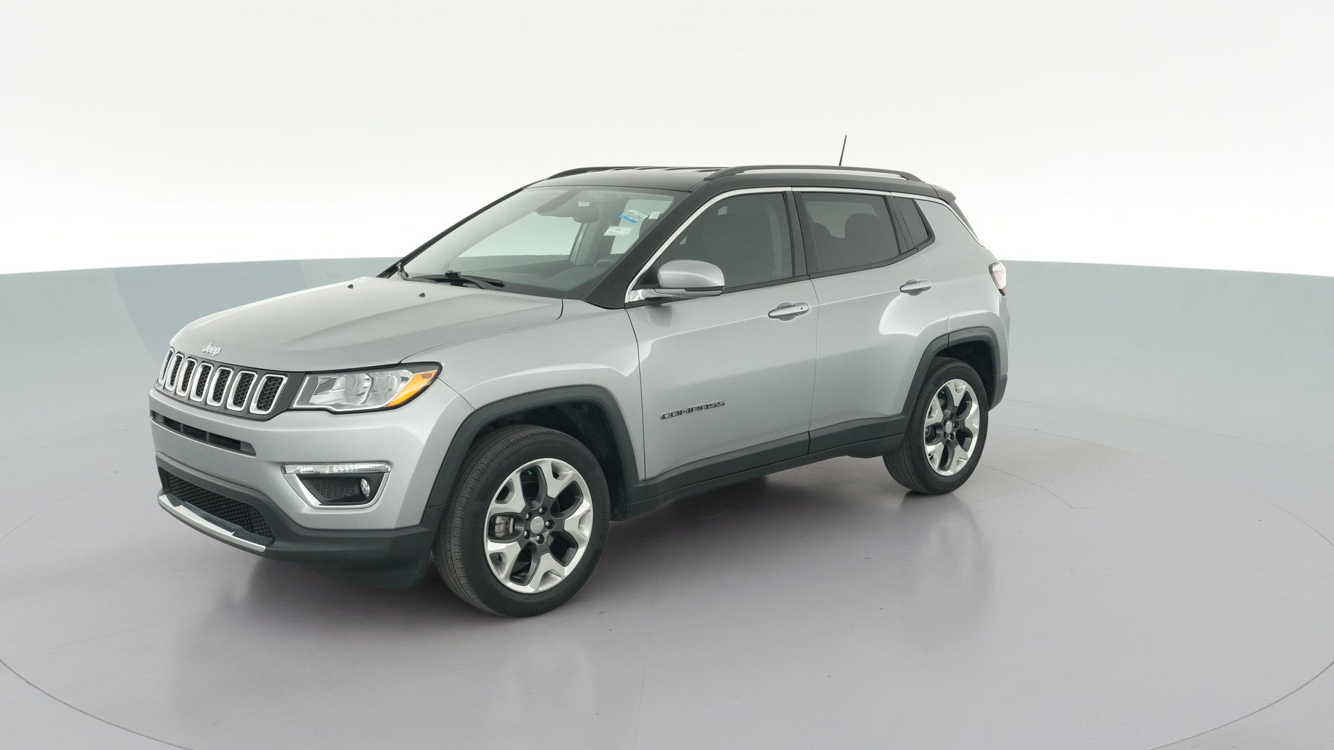 2018 Jeep Compass vehicle photo