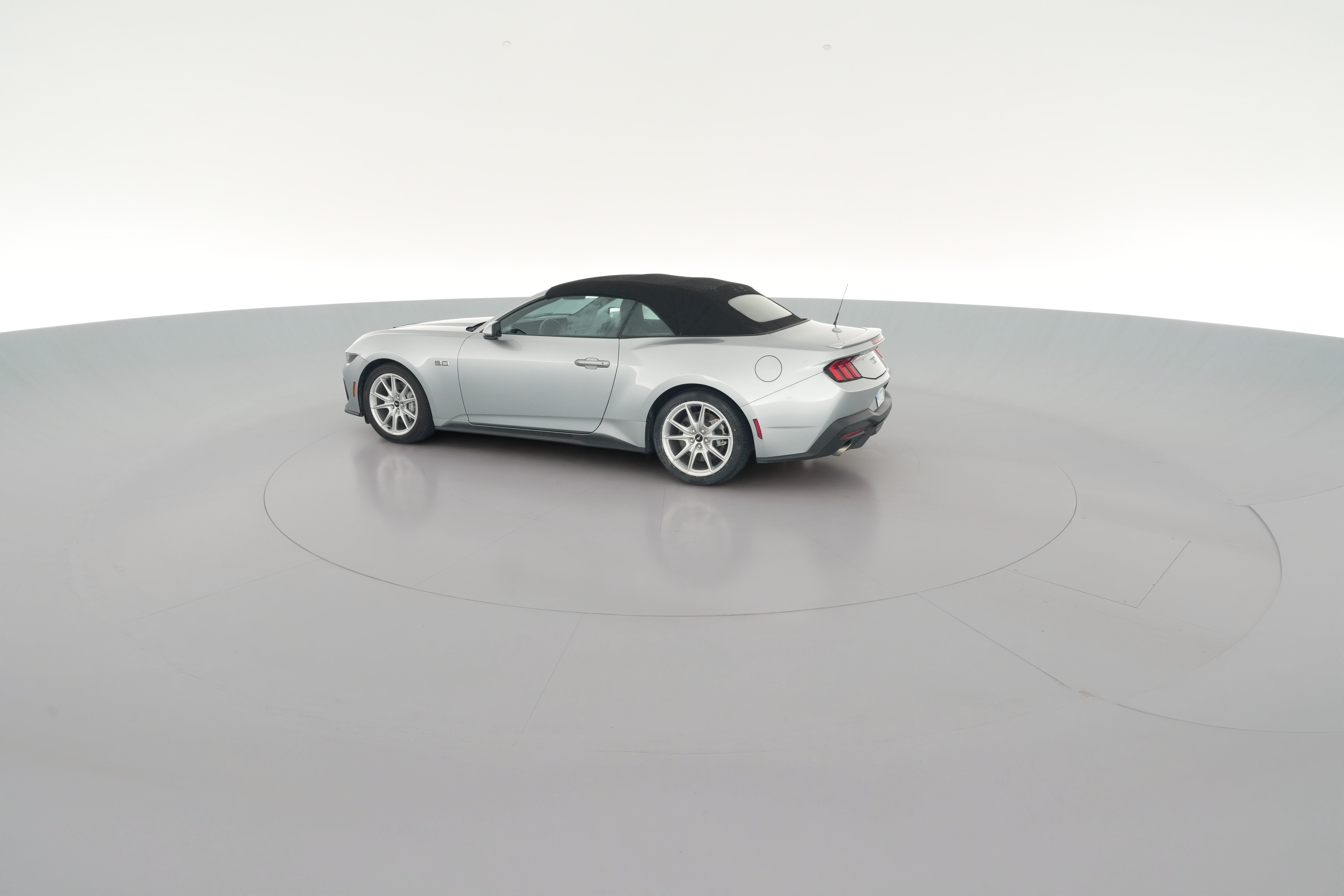 2025 Ford Mustang GT Premium - Photo 29