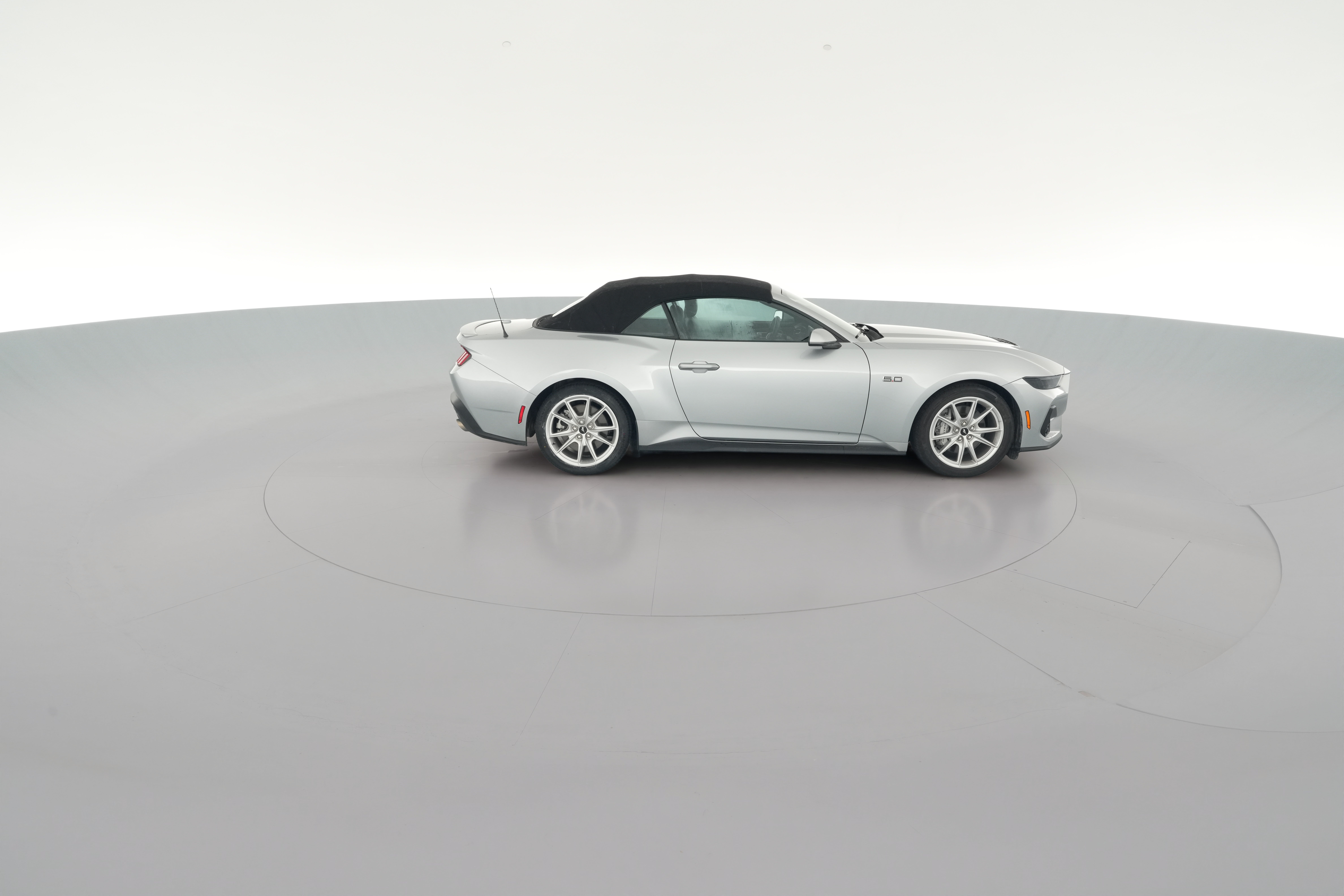 2025 Ford Mustang GT Premium - Photo 36