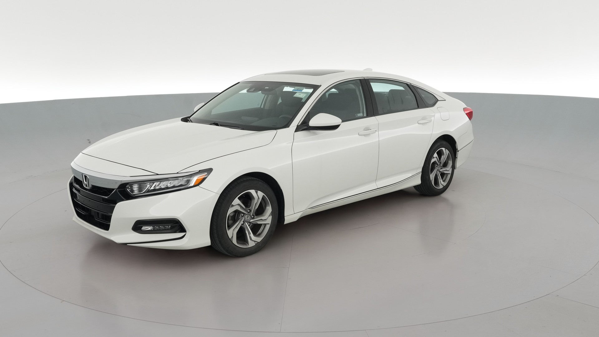 2019 Honda Accord vehicle photo