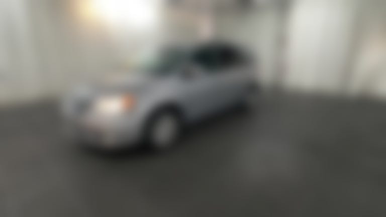 2015 Chrysler Town & Country vehicle photo