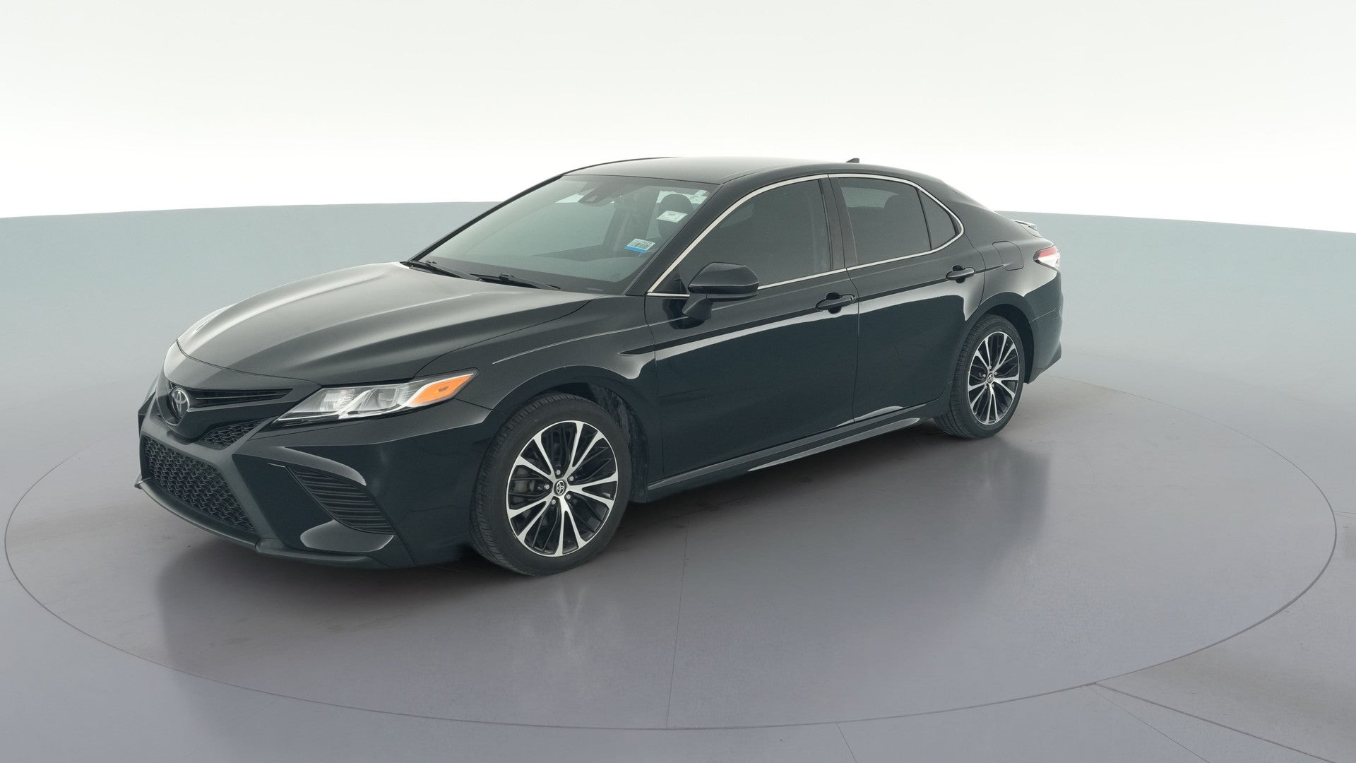2020 Toyota Camry vehicle photo