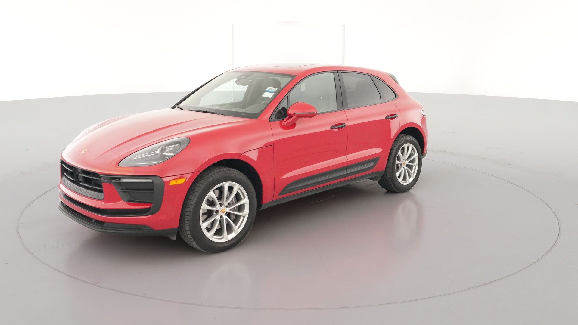 2023 Porsche Macan vehicle photo