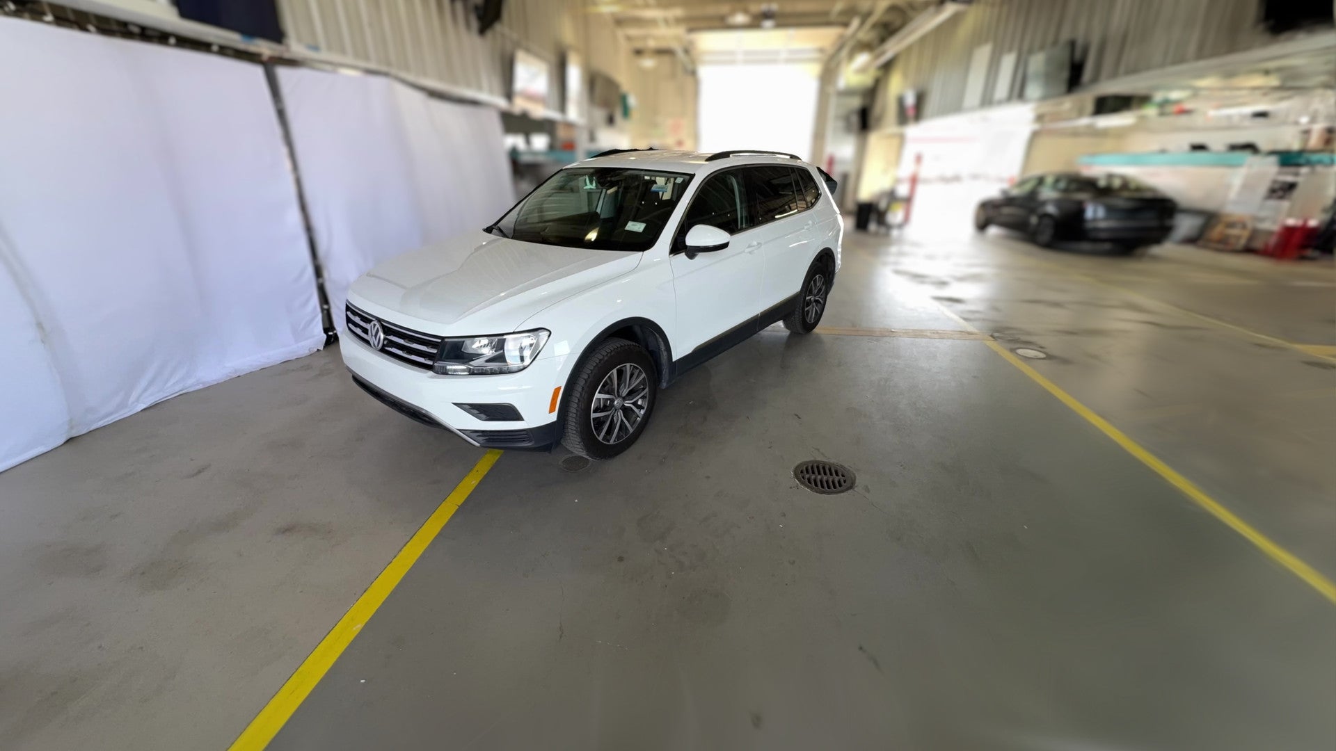 2020 Volkswagen Tiguan vehicle photo