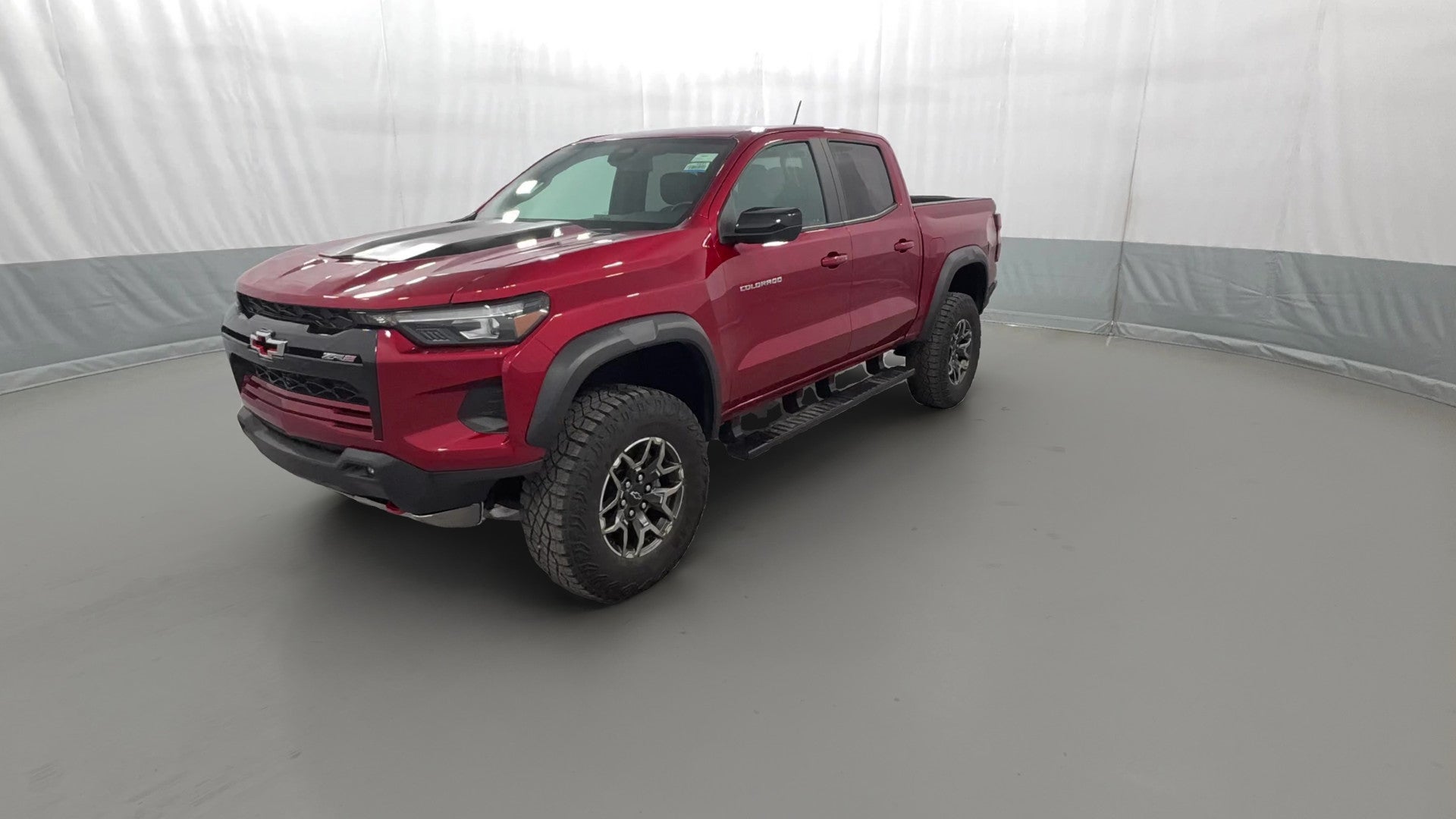 2024 Chevrolet Colorado Crew Cab vehicle photo