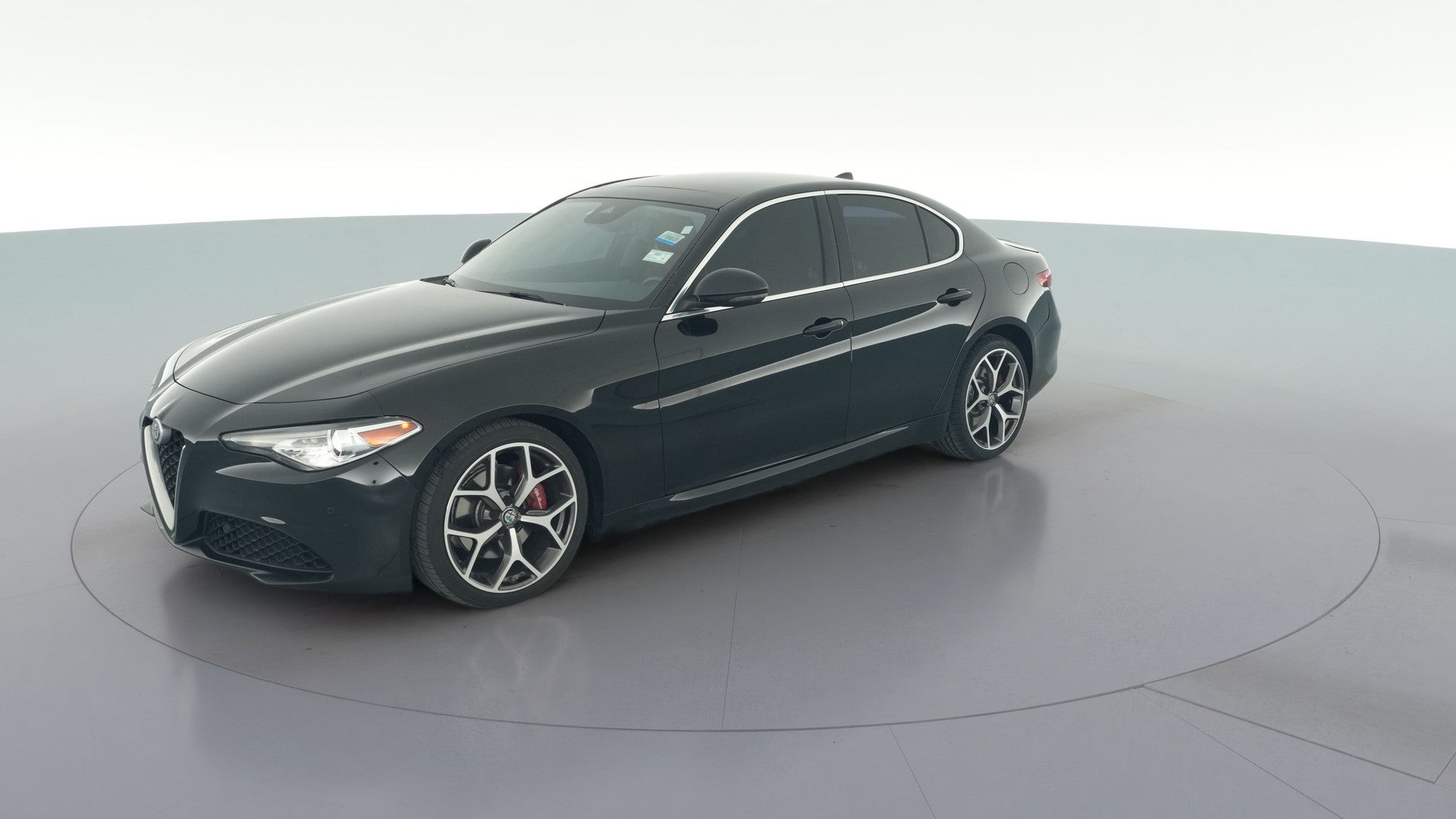 2019 Alfa Romeo Giulia vehicle photo