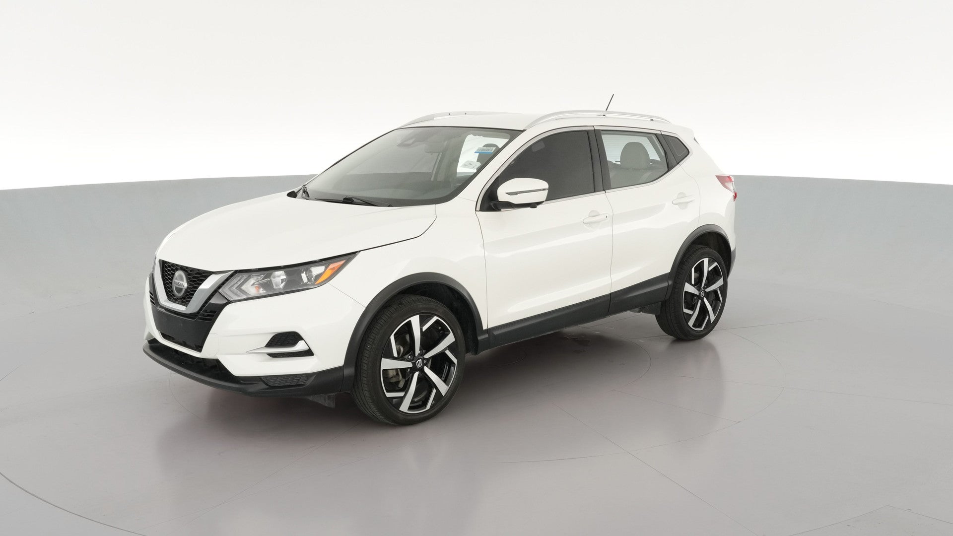 2020 Nissan Rogue Sport vehicle photo