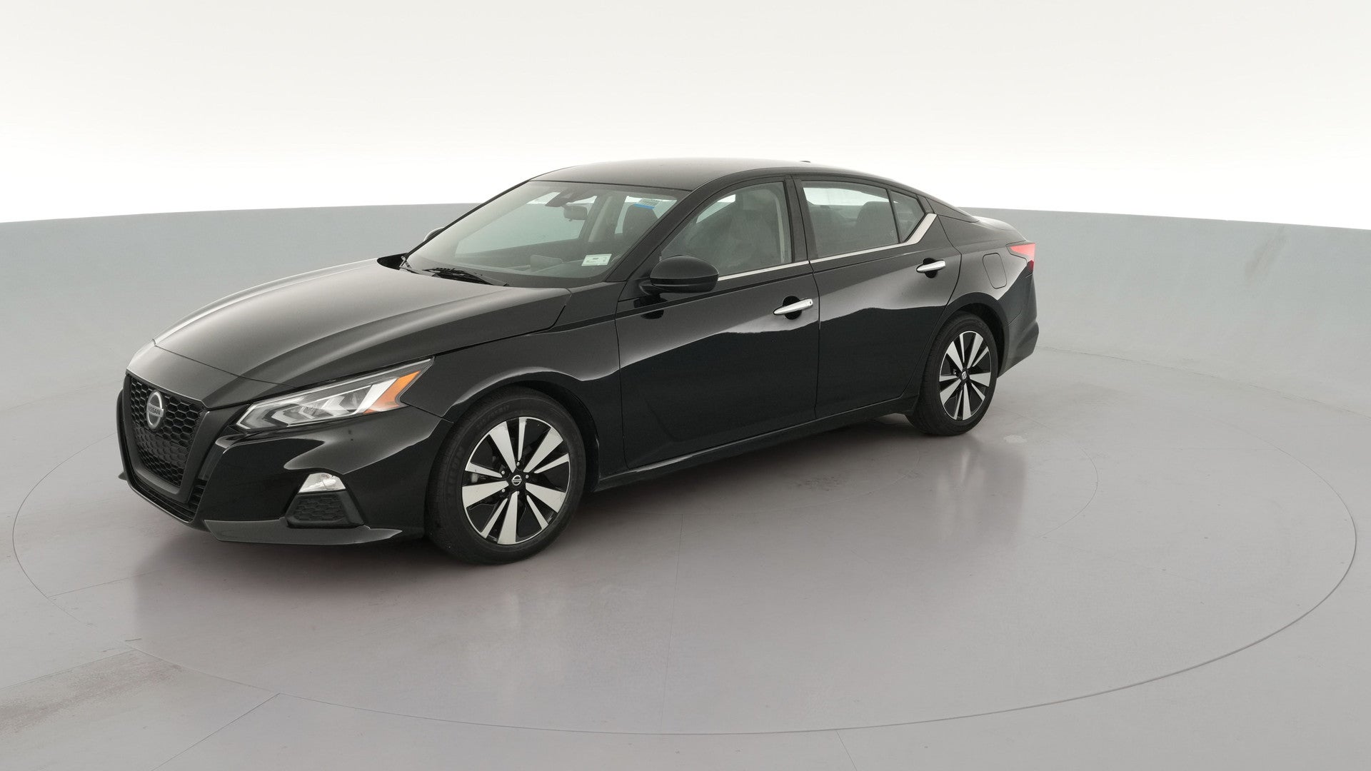 2021 Nissan Altima vehicle photo