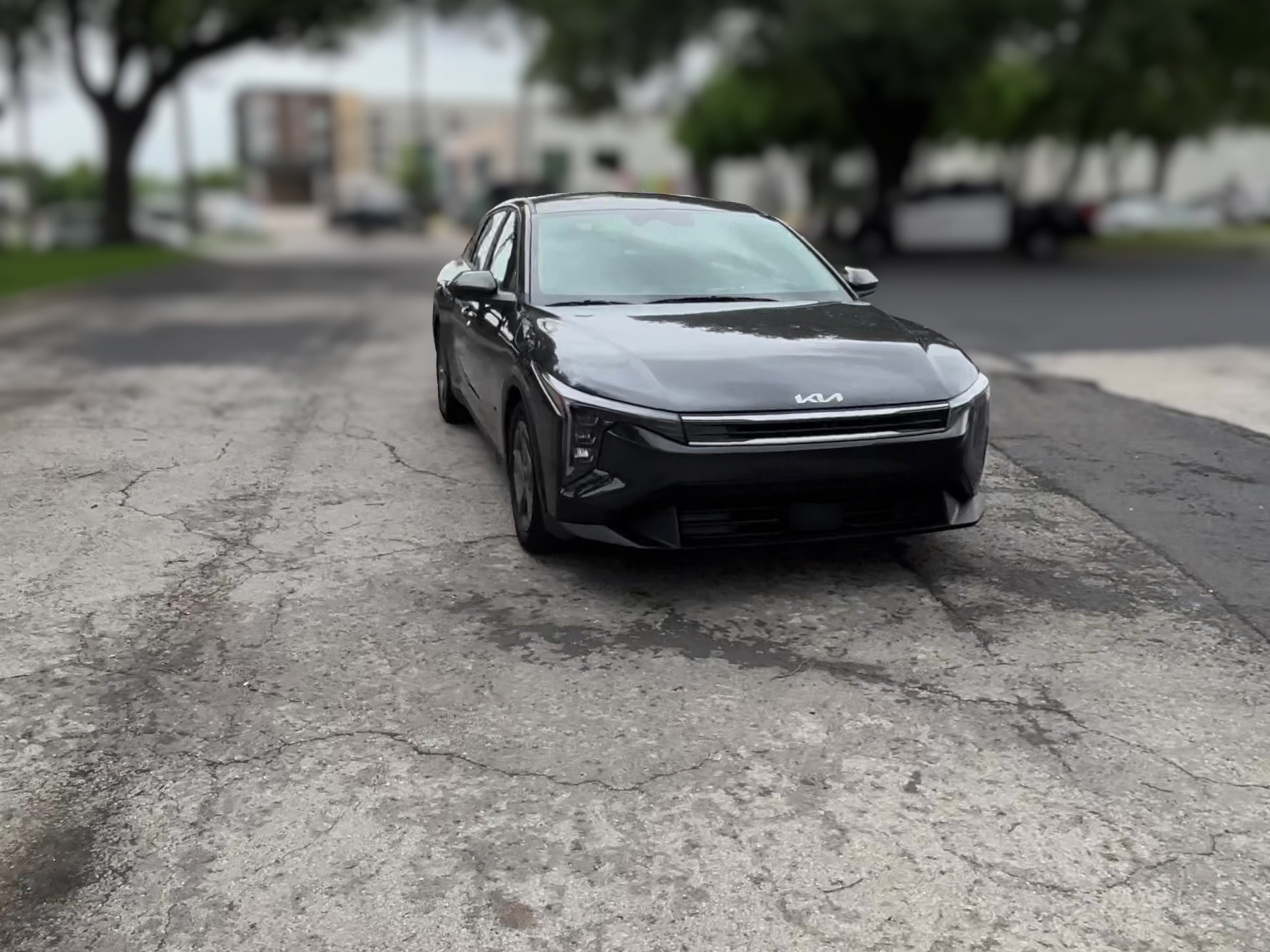 2025 Kia K4 LXS - Photo 42