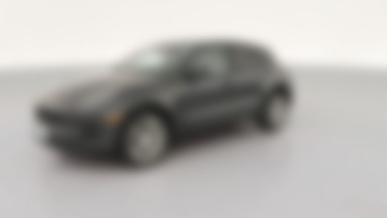 2023 Porsche Macan vehicle photo
