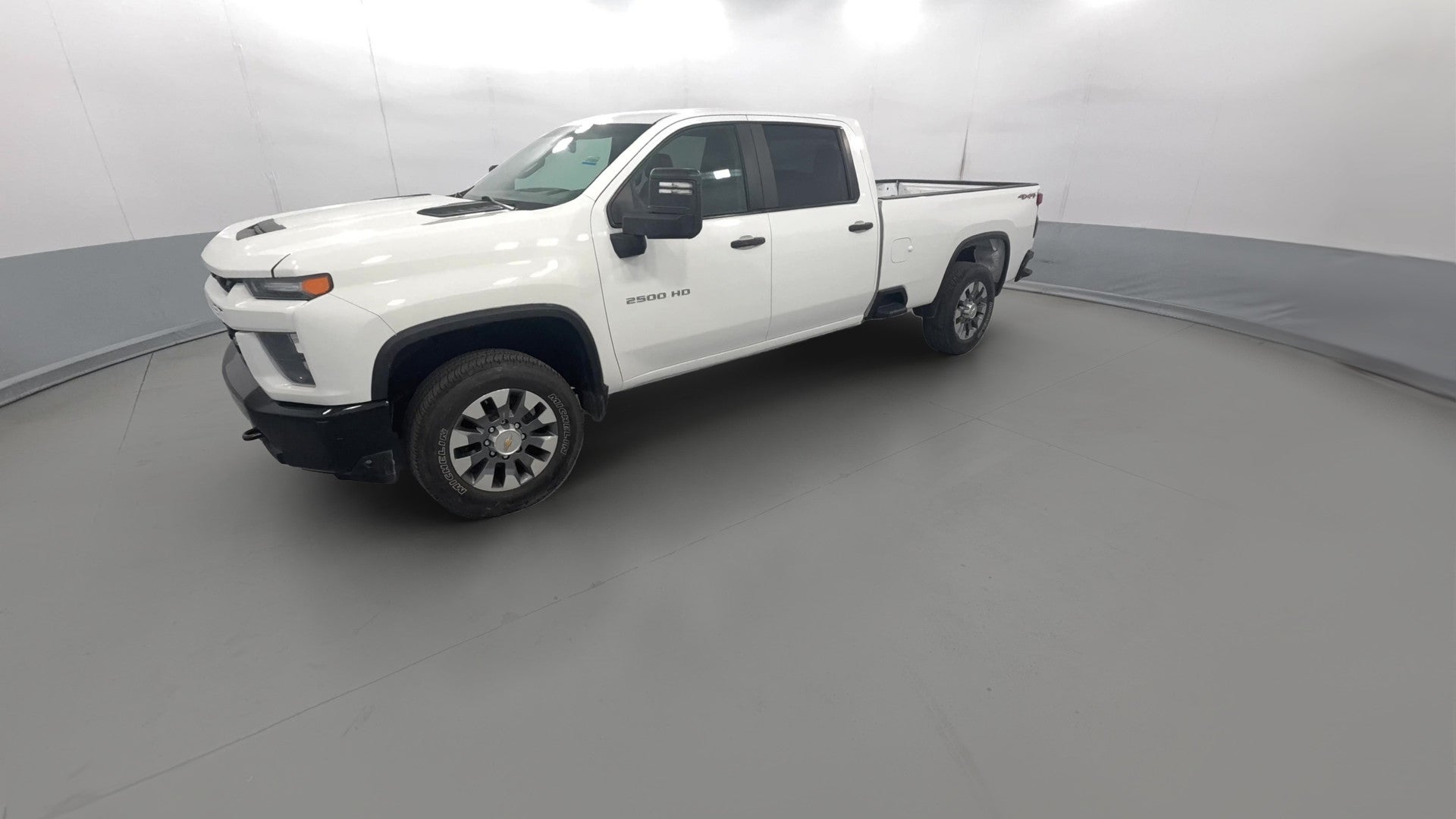 2023 Chevrolet Silverado 2500 HD Crew Cab vehicle photo