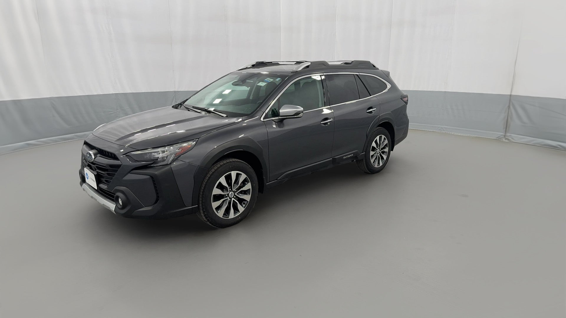 2024 Subaru Outback vehicle photo
