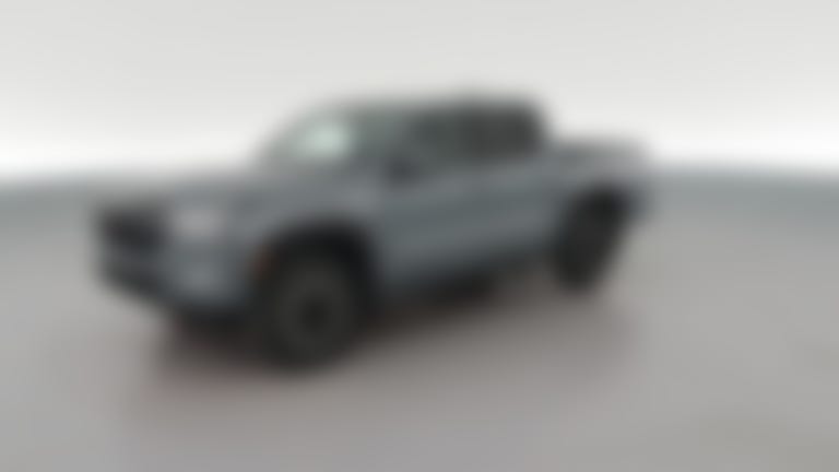 2022 Nissan Frontier Crew Cab vehicle photo