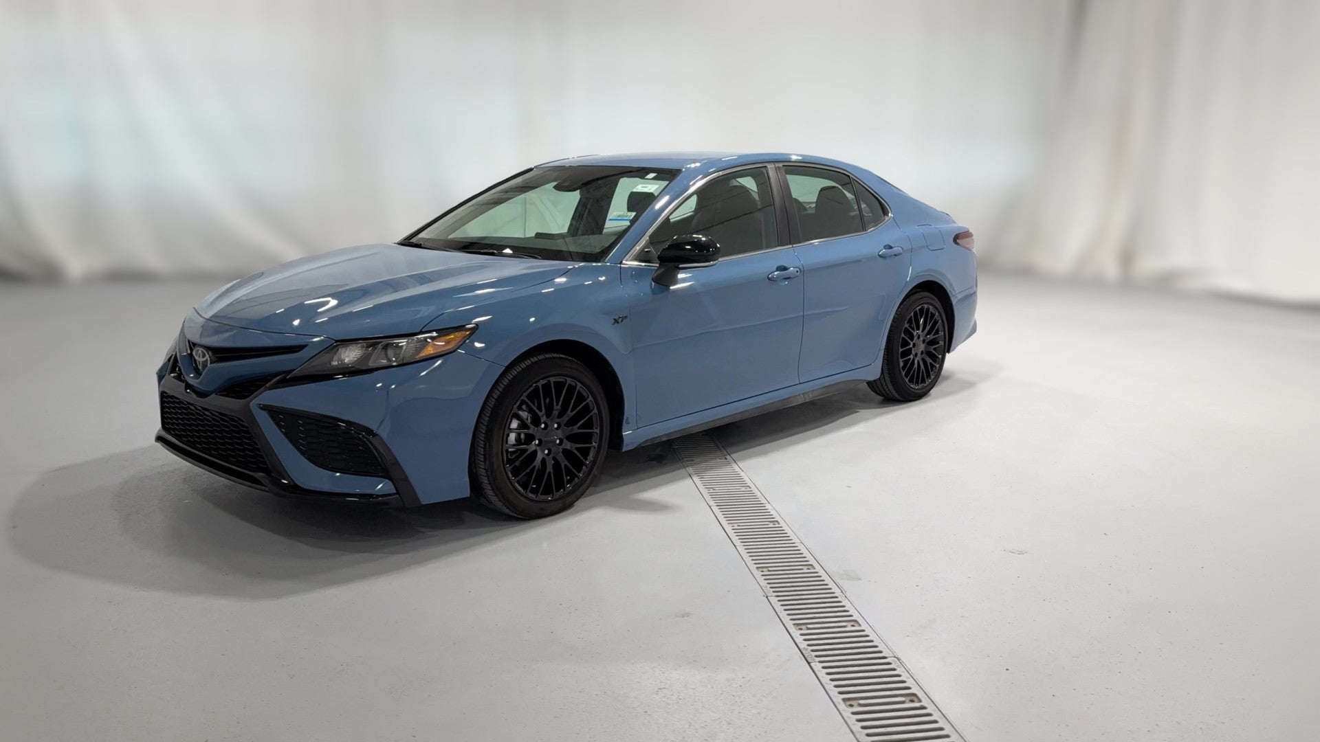 2024 Toyota Camry vehicle photo