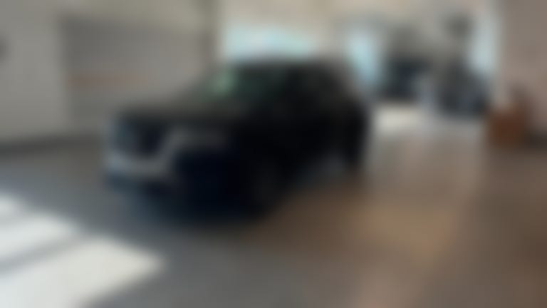 2025 Nissan Pathfinder vehicle photo