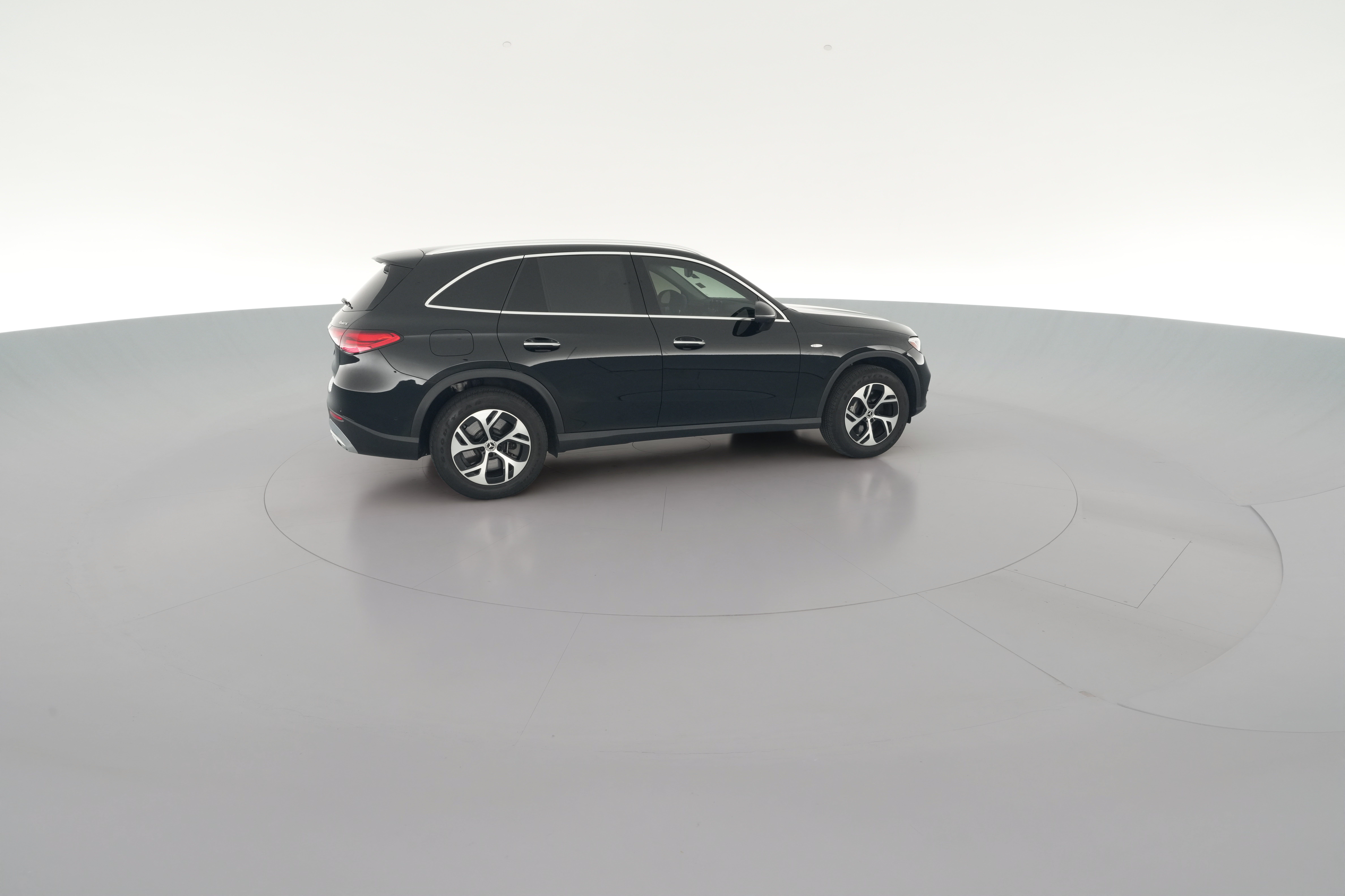 2025 Mercedes-Benz GLC Base - Photo 36