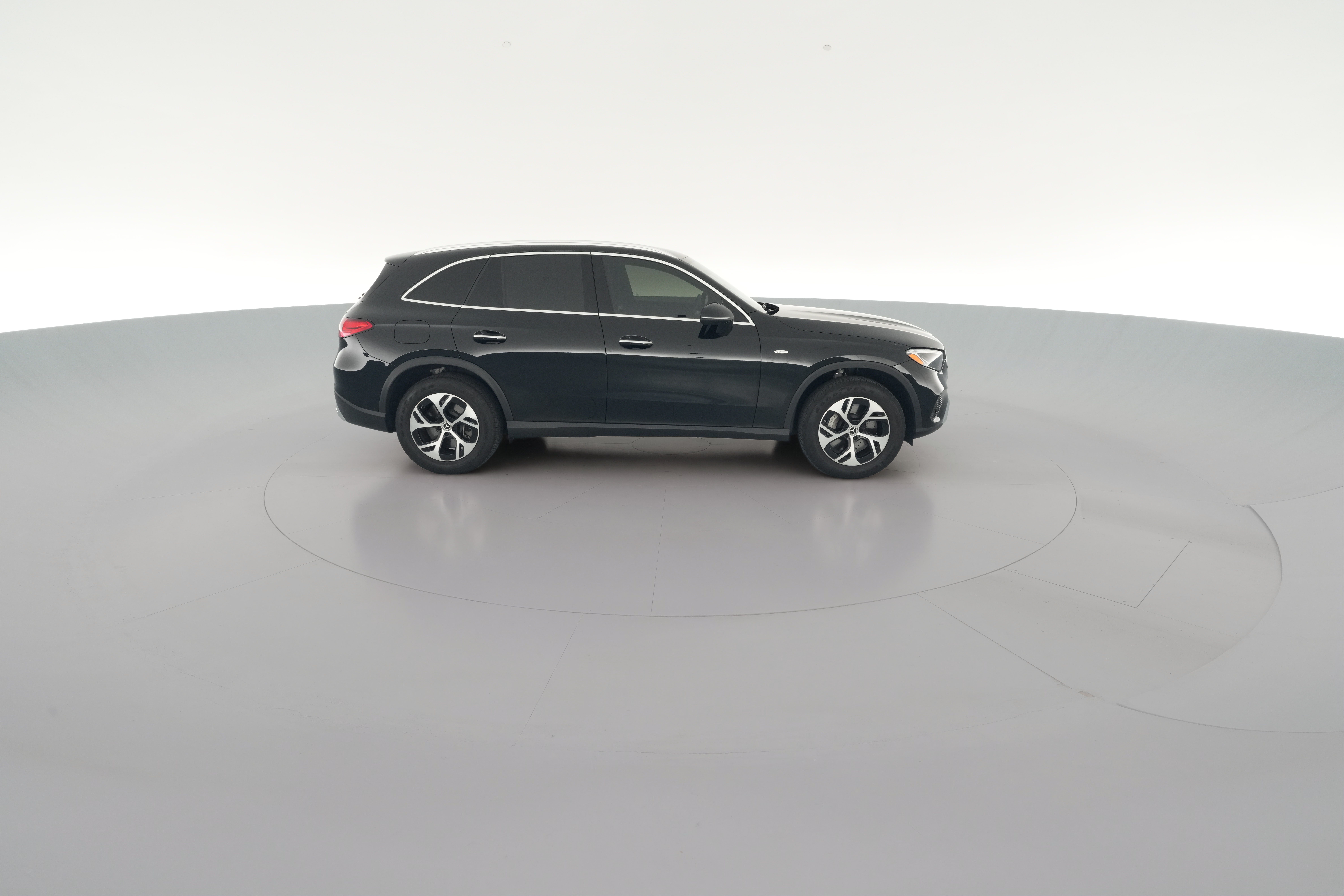 2025 Mercedes-Benz GLC Base - Photo 37
