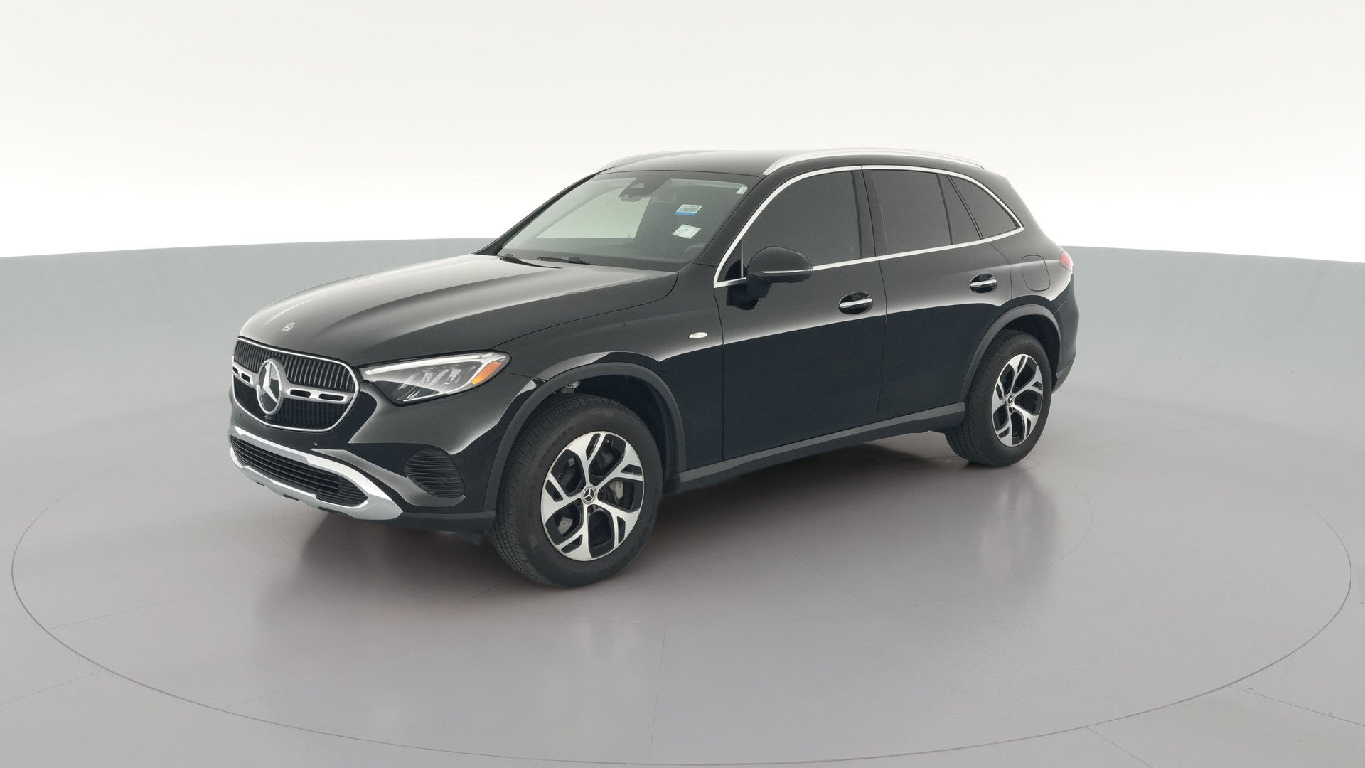 2025 Mercedes-Benz GLC vehicle photo