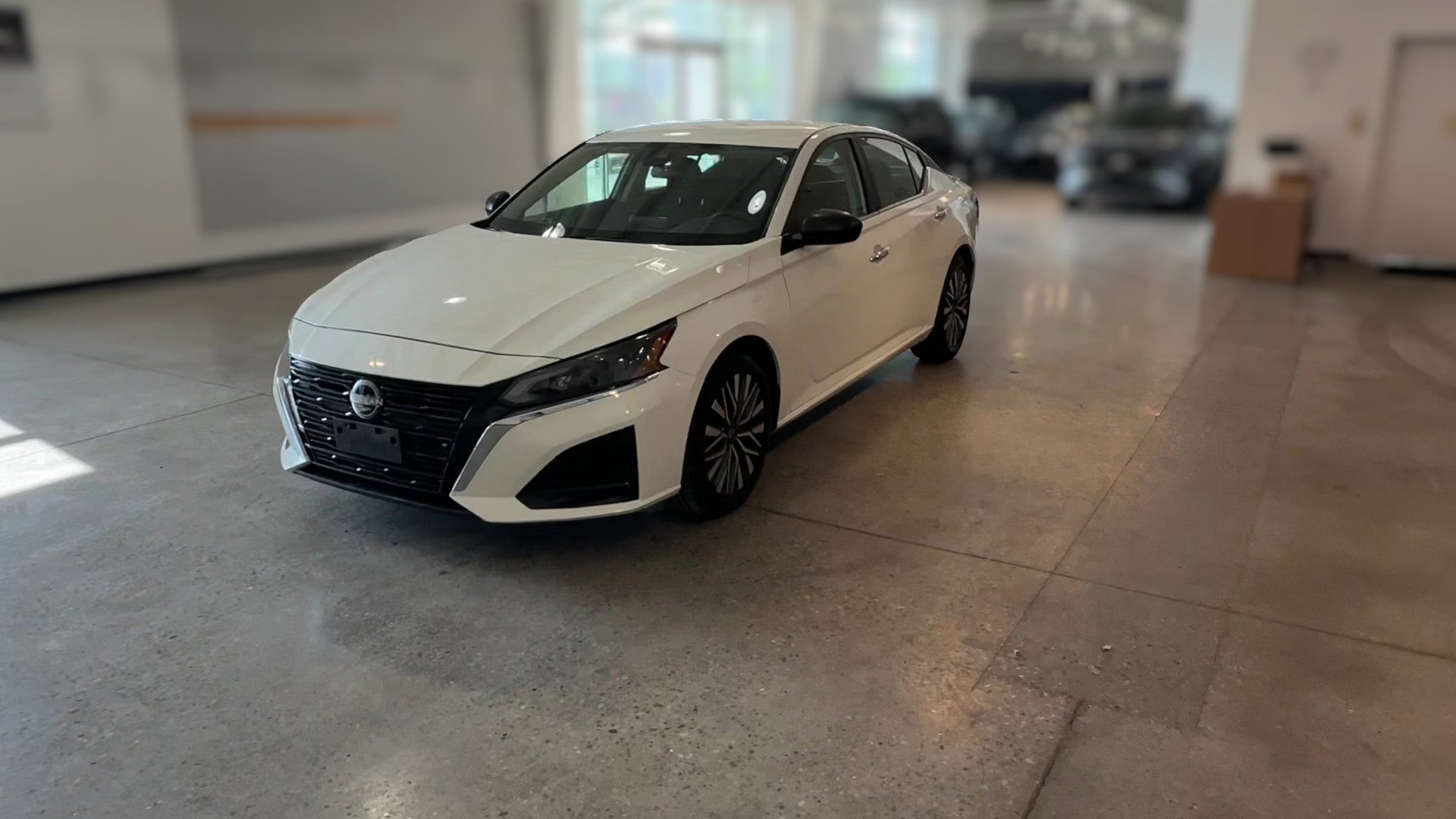 2025 Nissan Altima vehicle photo