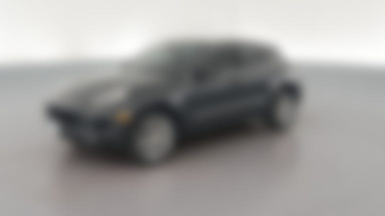2018 Porsche Macan vehicle photo